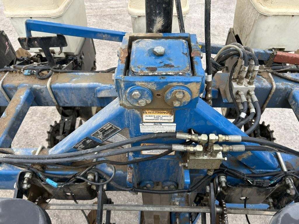 2002 Kinze 3500 Planter