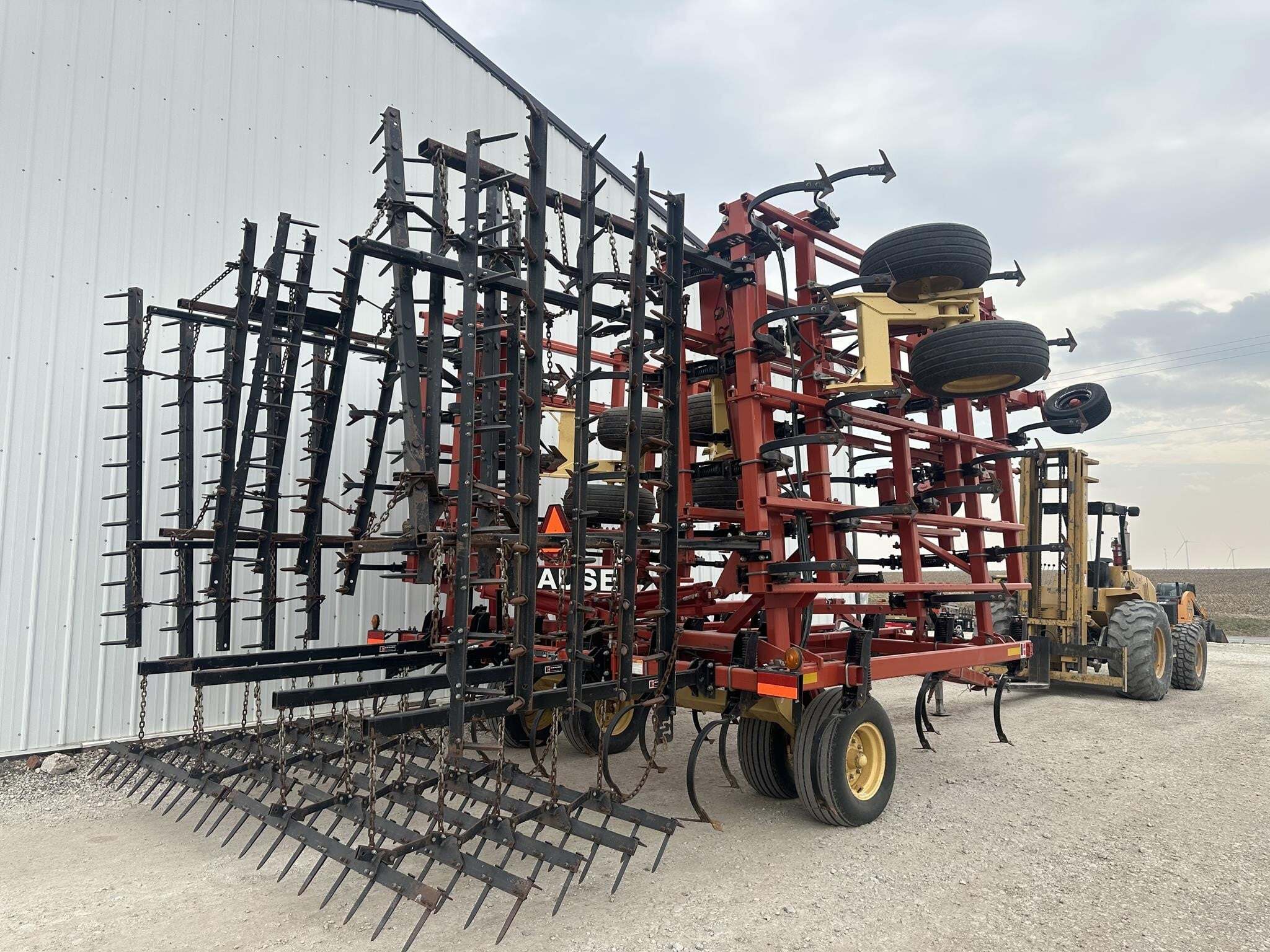 2005 Krause 5630 Field Cultivator