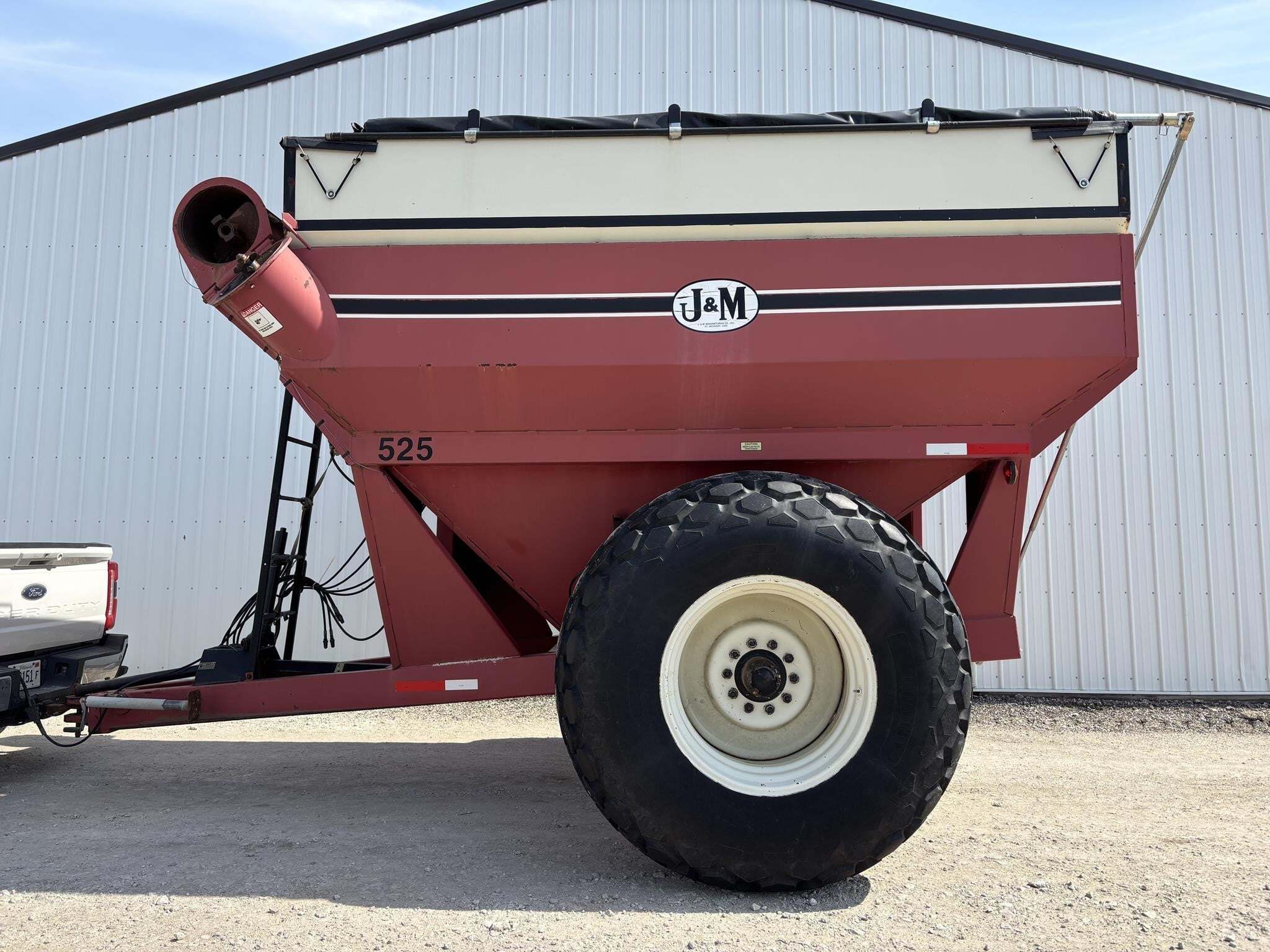  J&M 525-14 Grain Cart