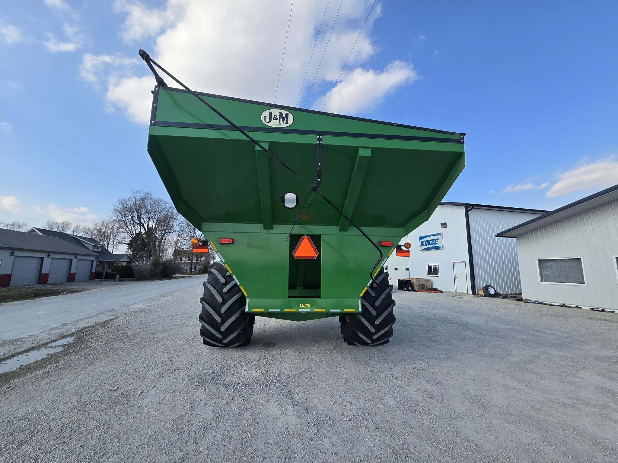  J&M 1000-20 Grain Cart