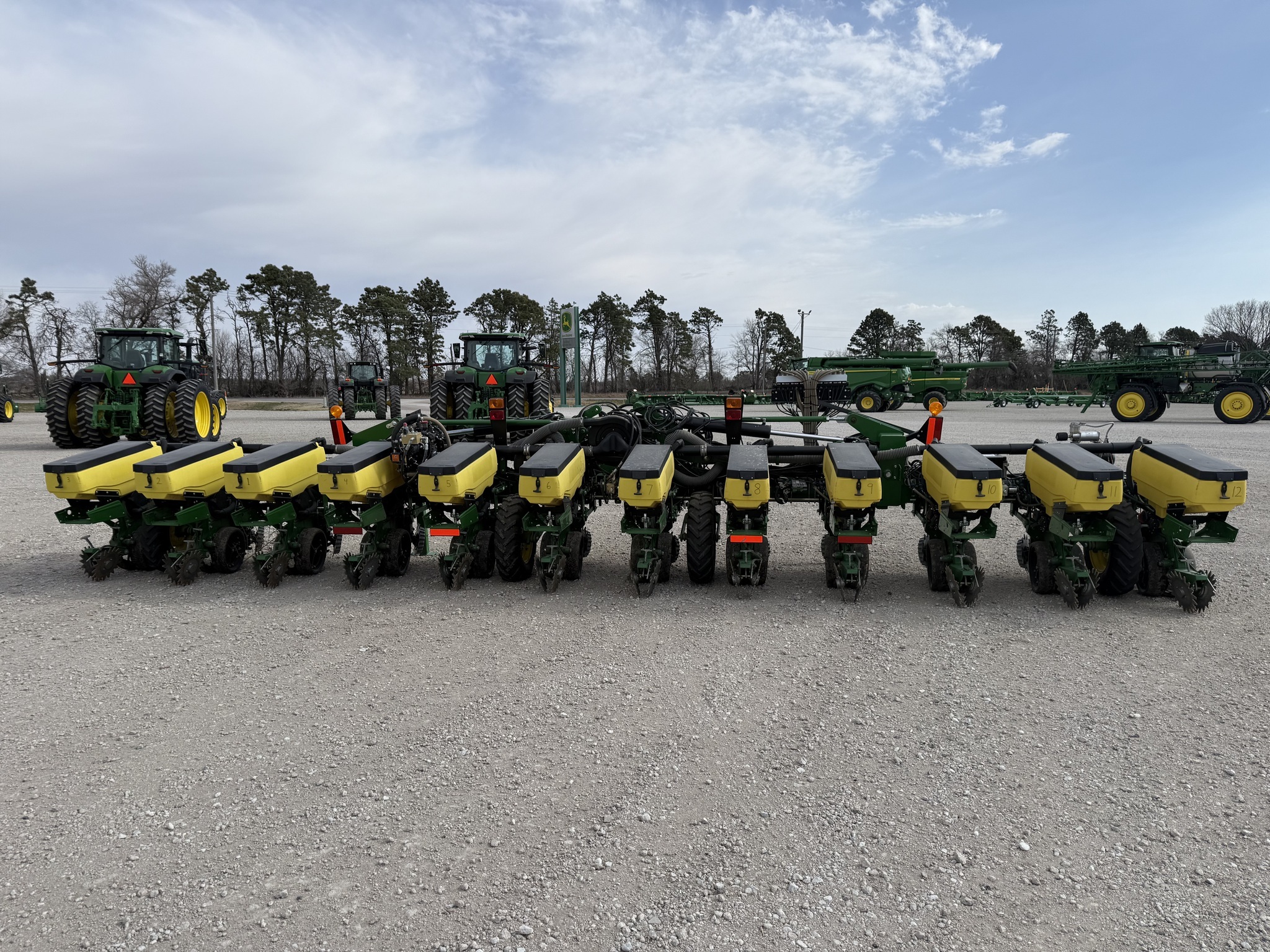 2025 John Deere 1725 Planter