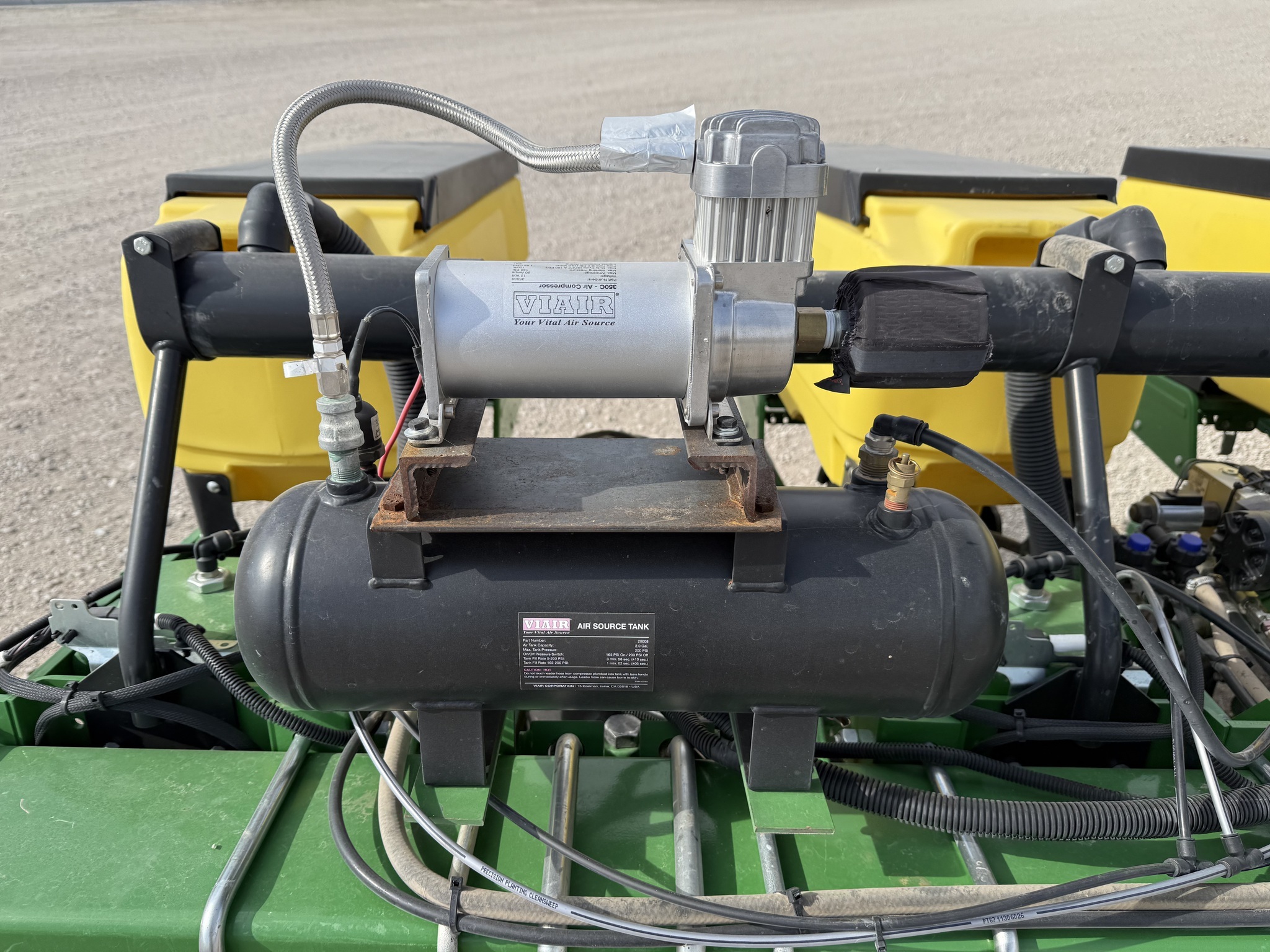 2025 John Deere 1725 Planter
