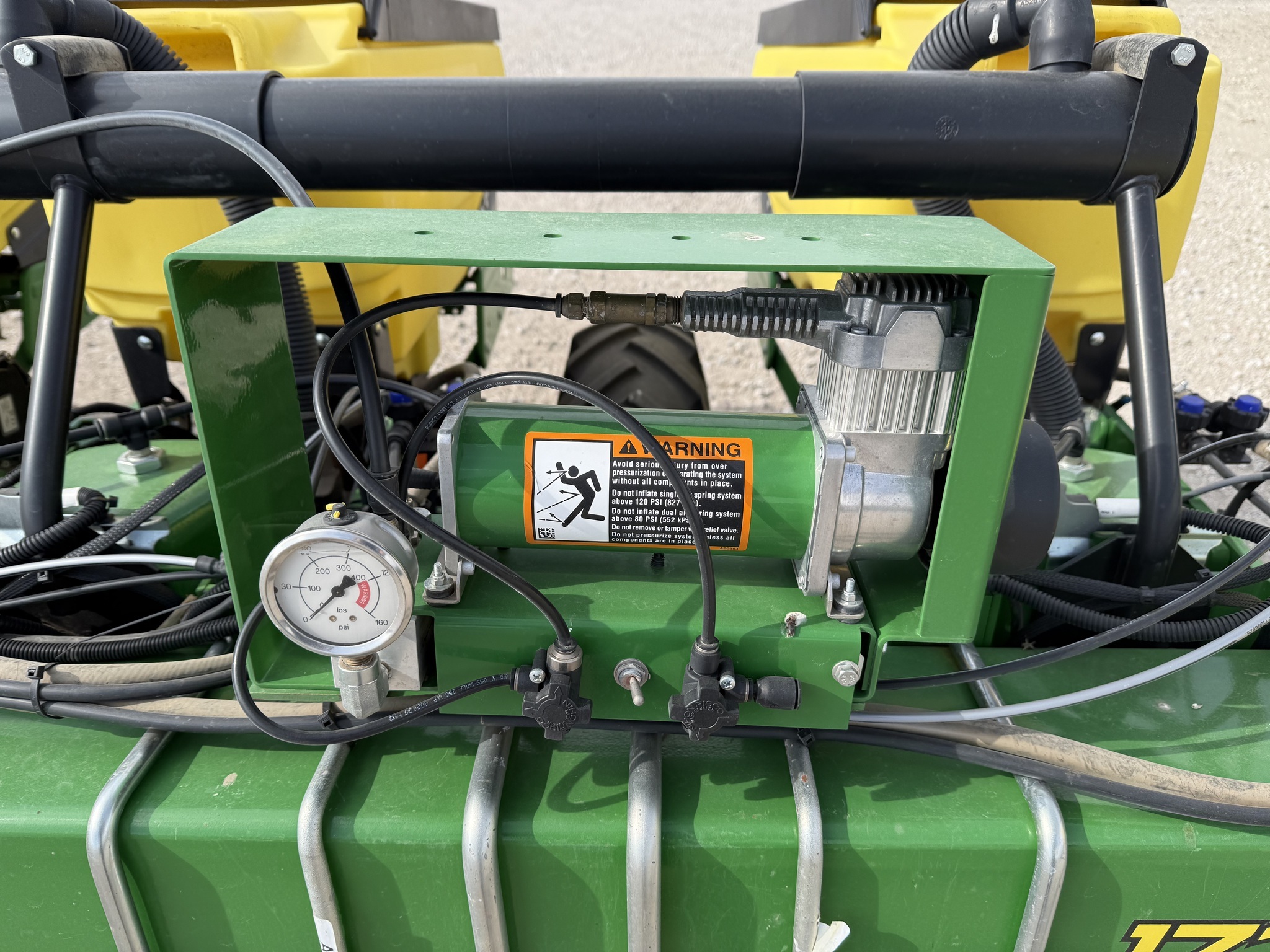 2025 John Deere 1725 Planter