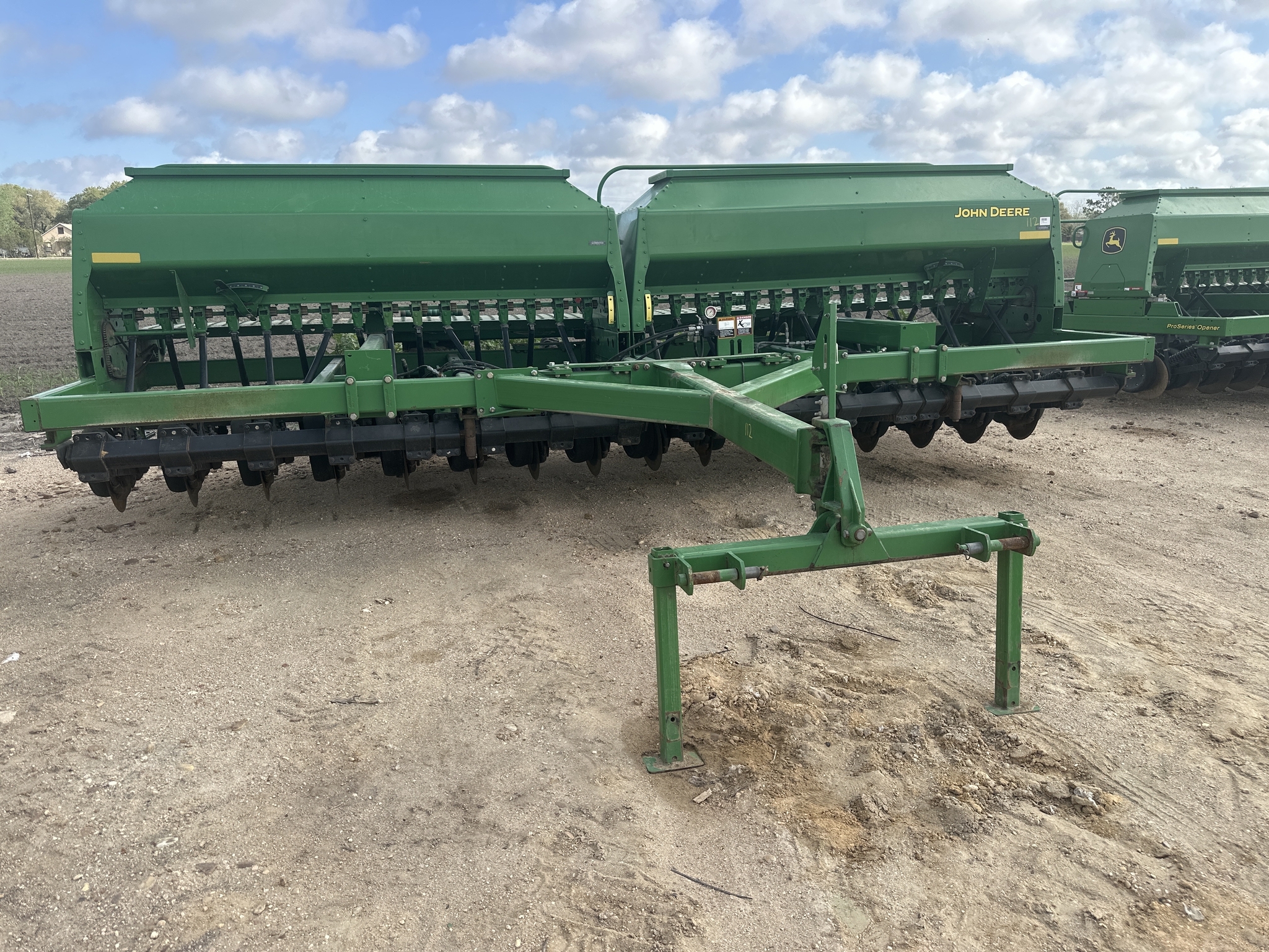 2013 John Deere 1590 Drill