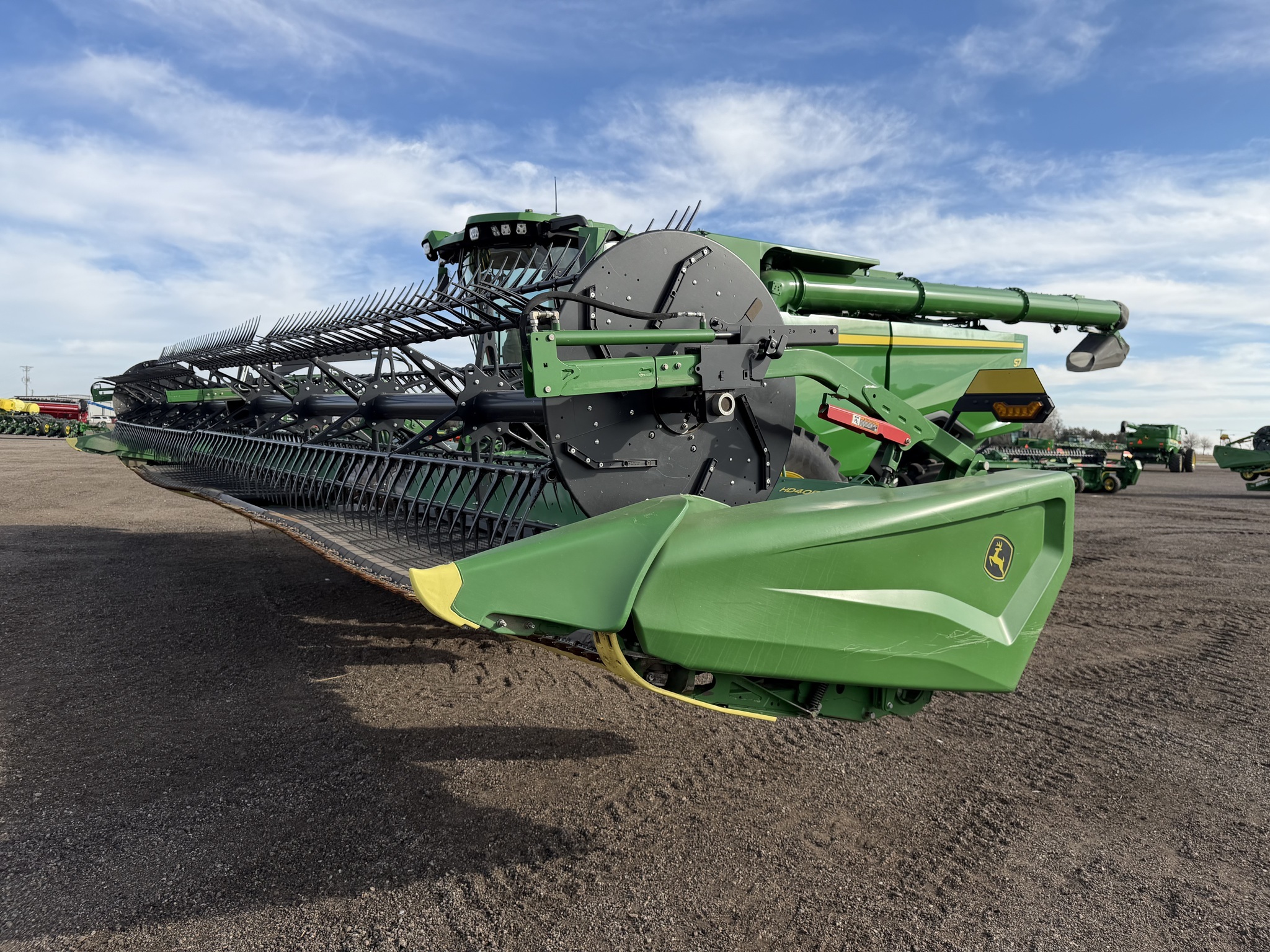 2024 John Deere HD40F Platform