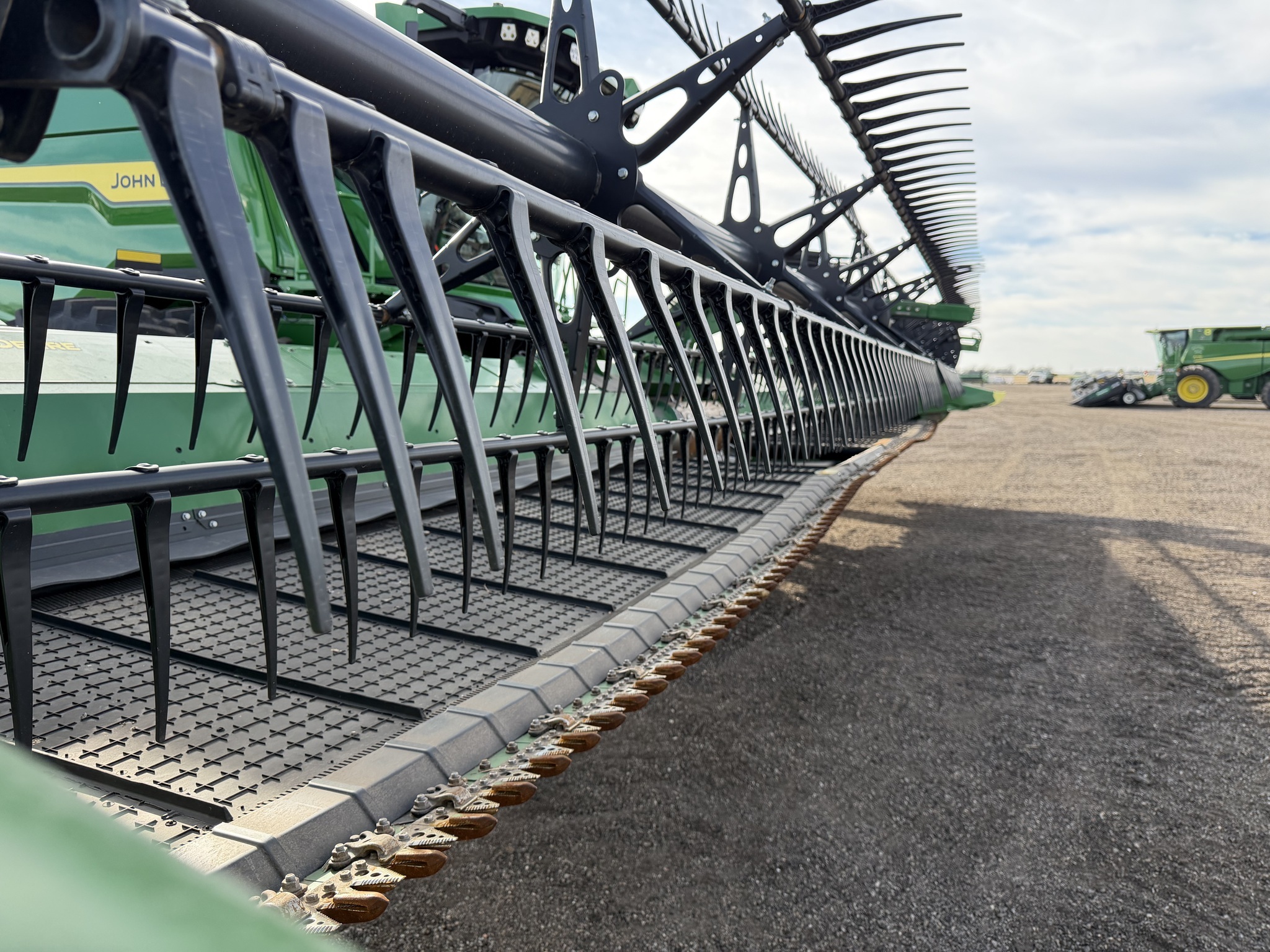 2024 John Deere HD40F Platform