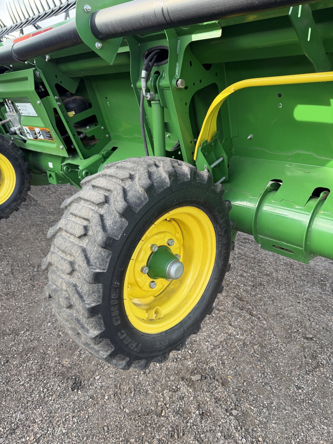 2024 John Deere HD40F Platform