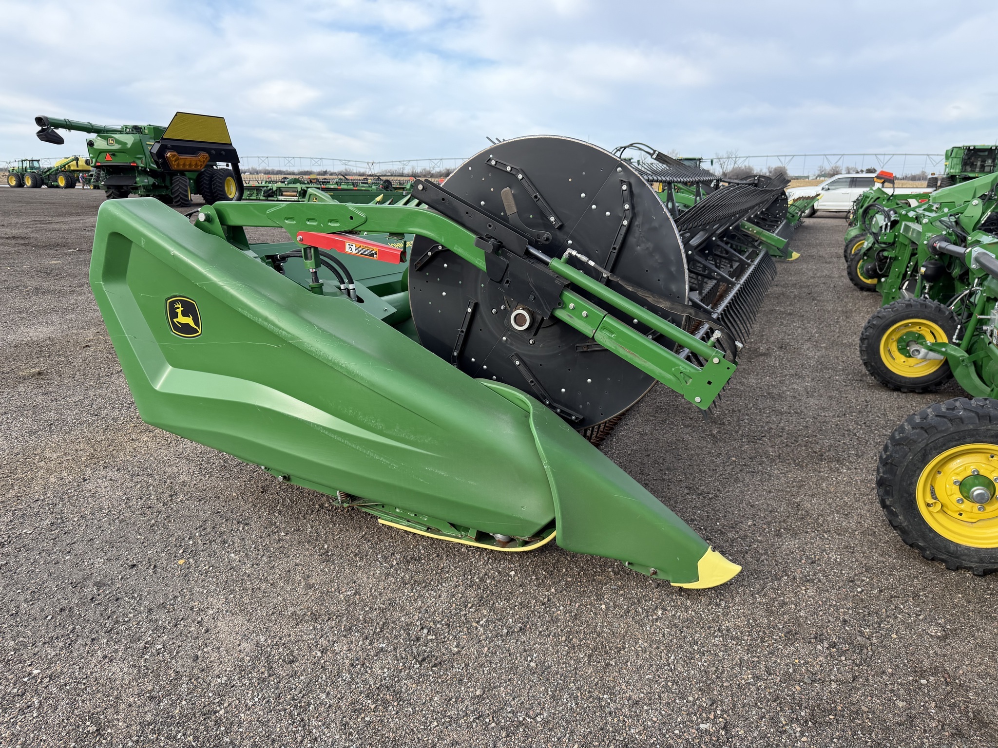 2024 John Deere HD40F Platform