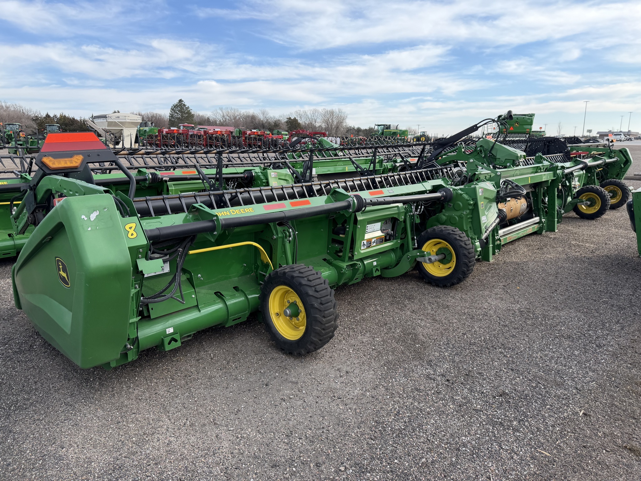 2024 John Deere HD40F Platform