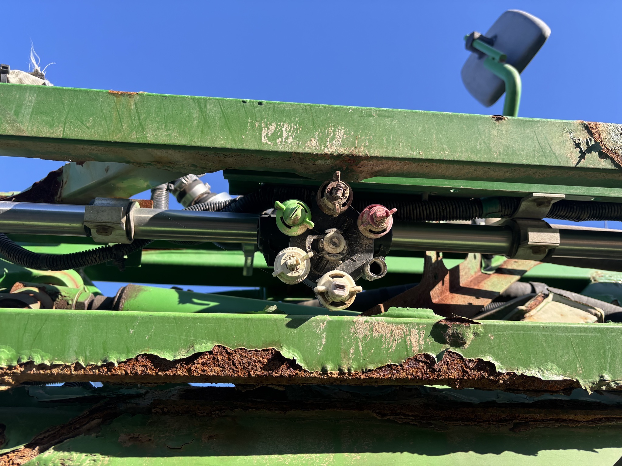 2018 John Deere R4038 Self-Propelled Sprayer