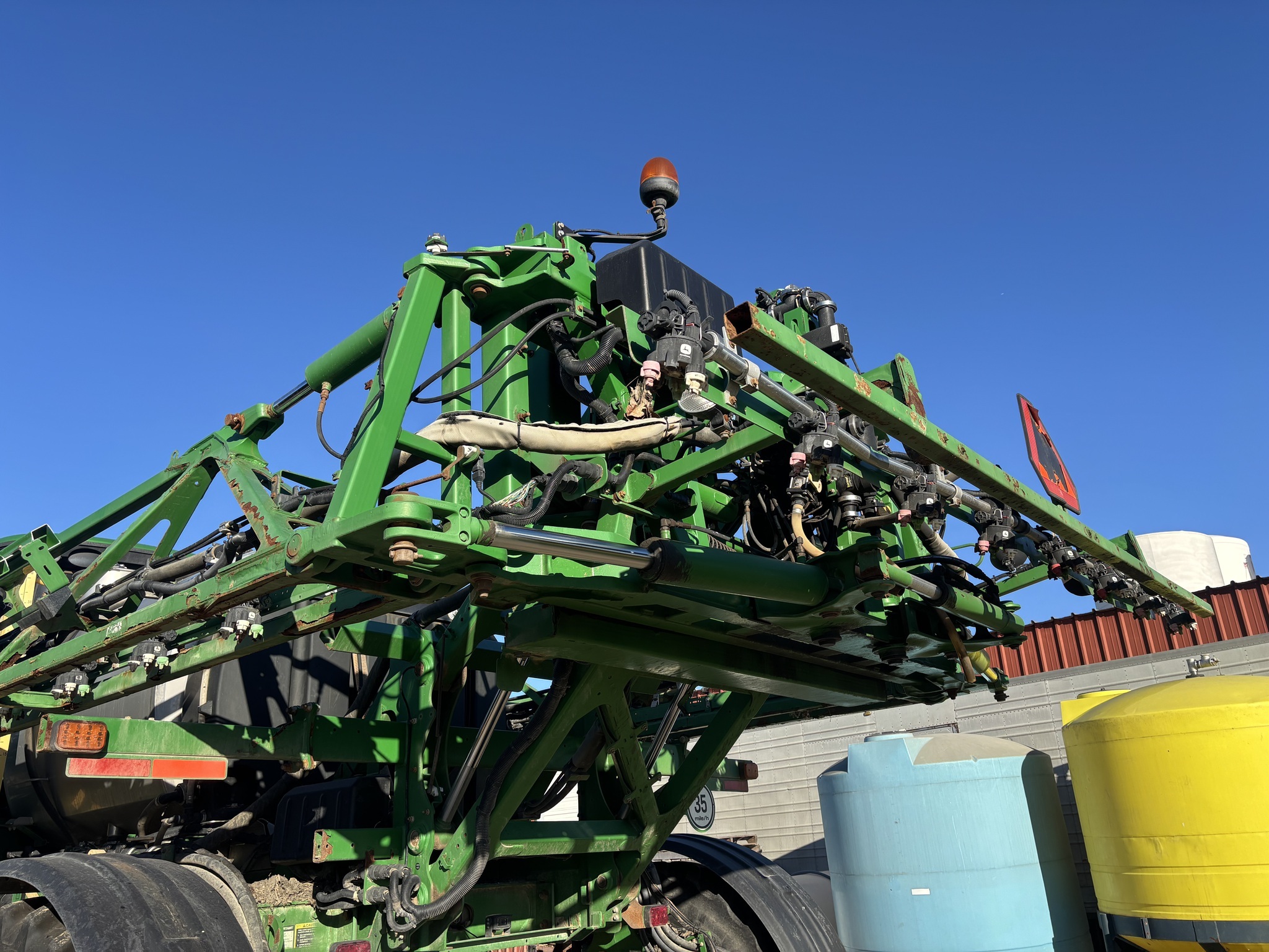 2018 John Deere R4038 Self-Propelled Sprayer