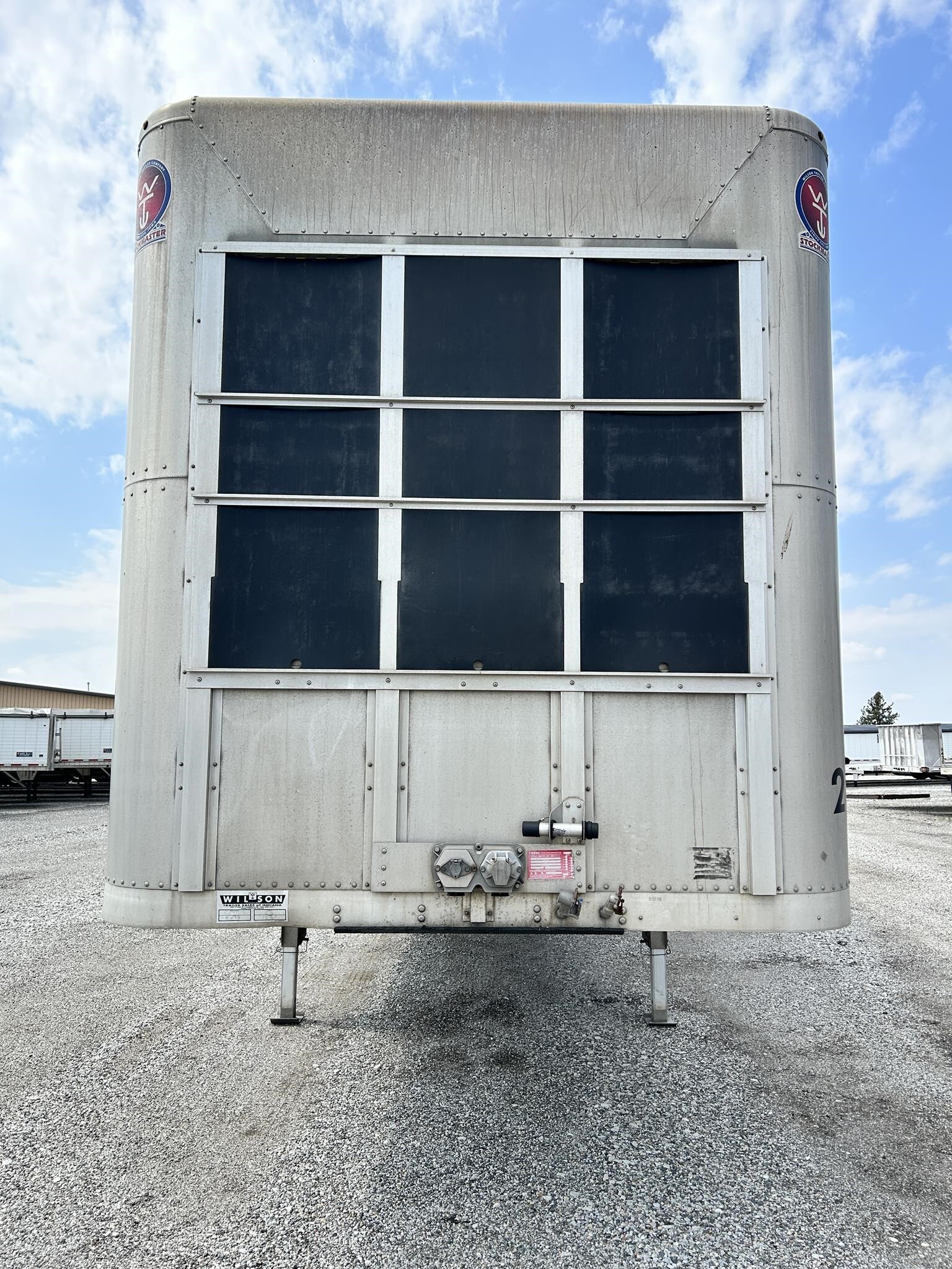 2019 Wilson PSADL-400P Livestock Trailer