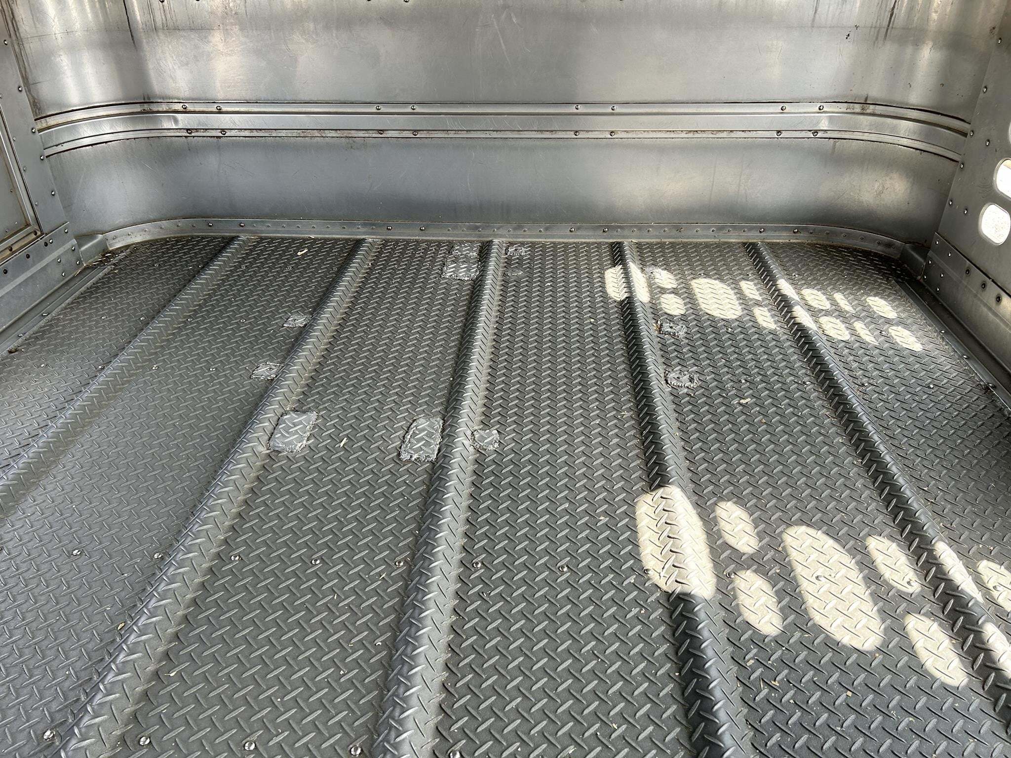 2019 Wilson PSADL-400P Livestock Trailer