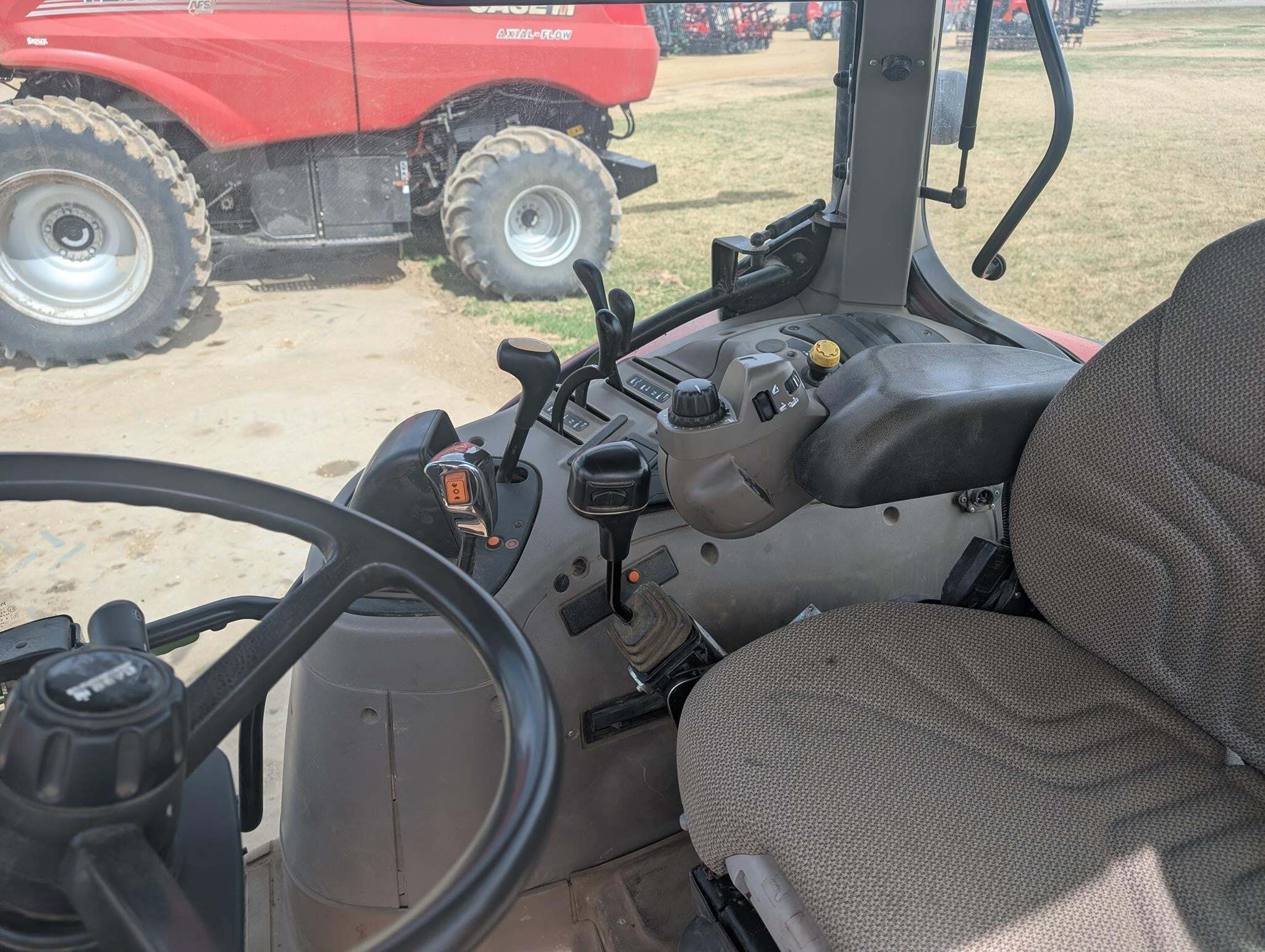 2013 Case IH Maxxum 125 Tractor