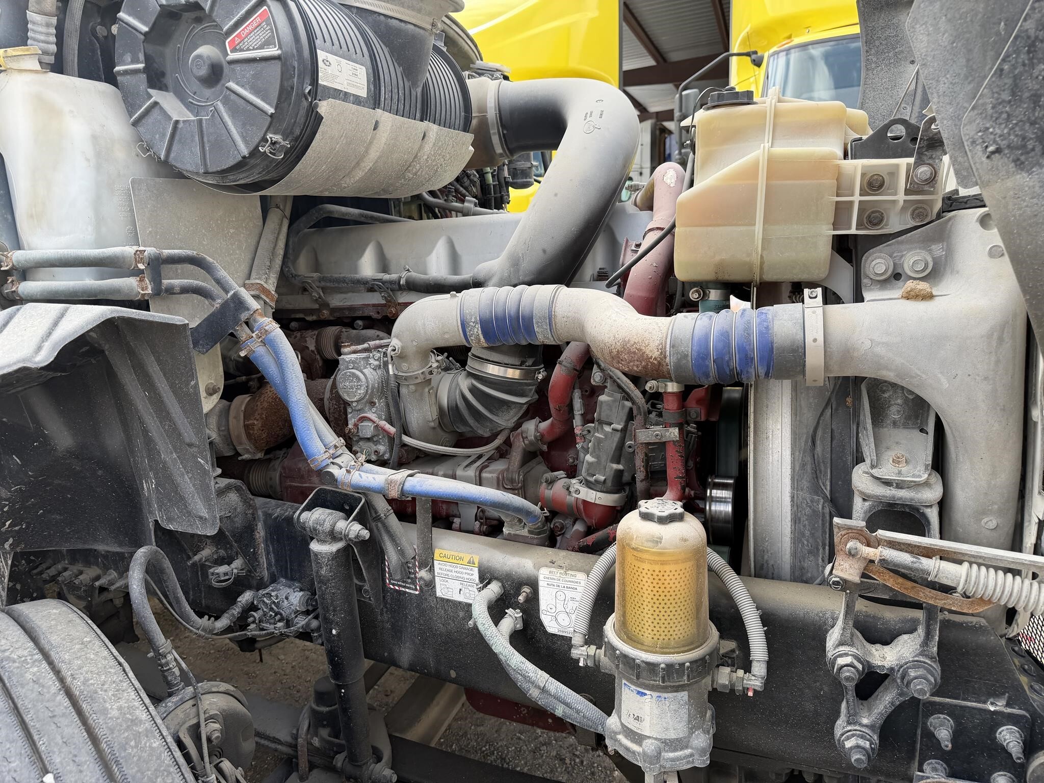 2014 Mack PINNACLE CXU613 Semi Trucks/Trailer