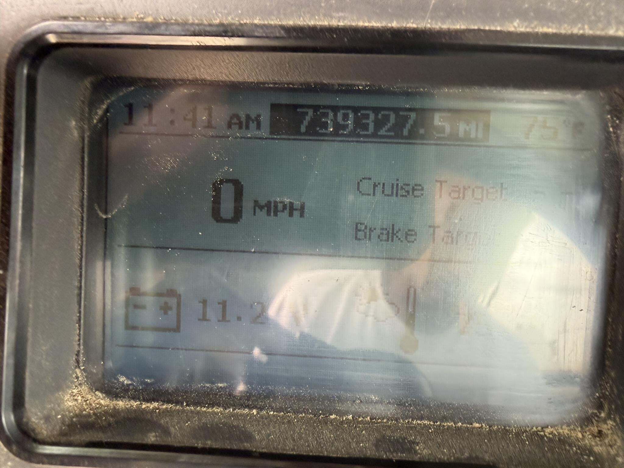 2014 Mack PINNACLE CXU613 Semi Trucks/Trailer