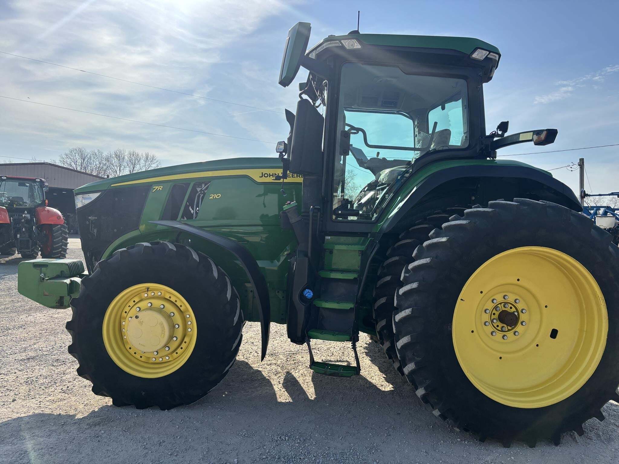 2024 John Deere 7R 210 Tractor