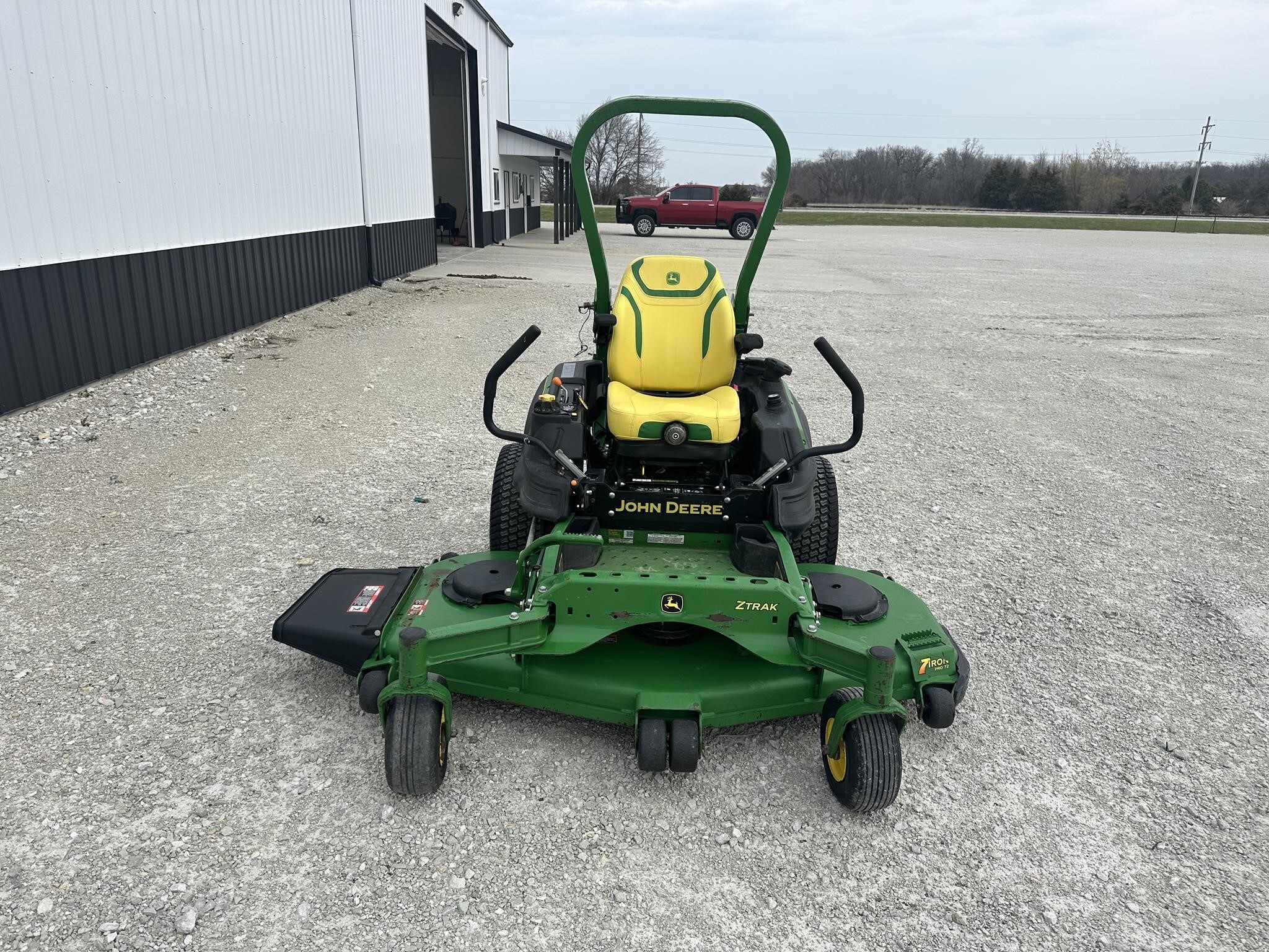 2022 John Deere Z960M Lawn Mower