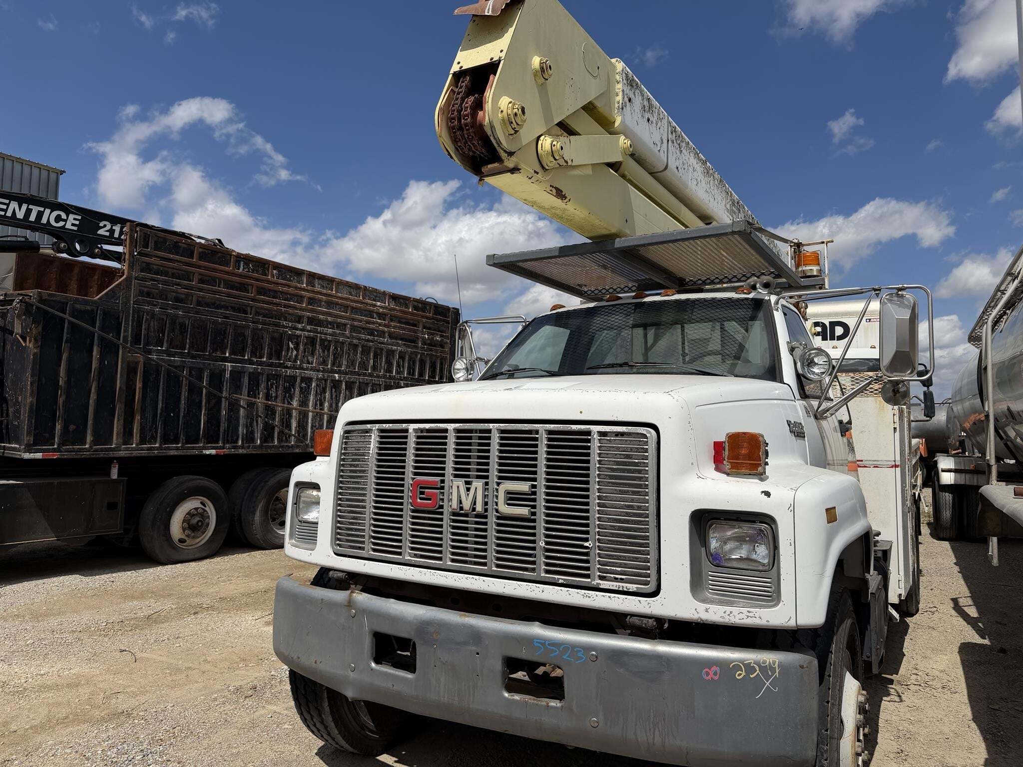 1994 LIFT-ALL LOM46-1S Crane