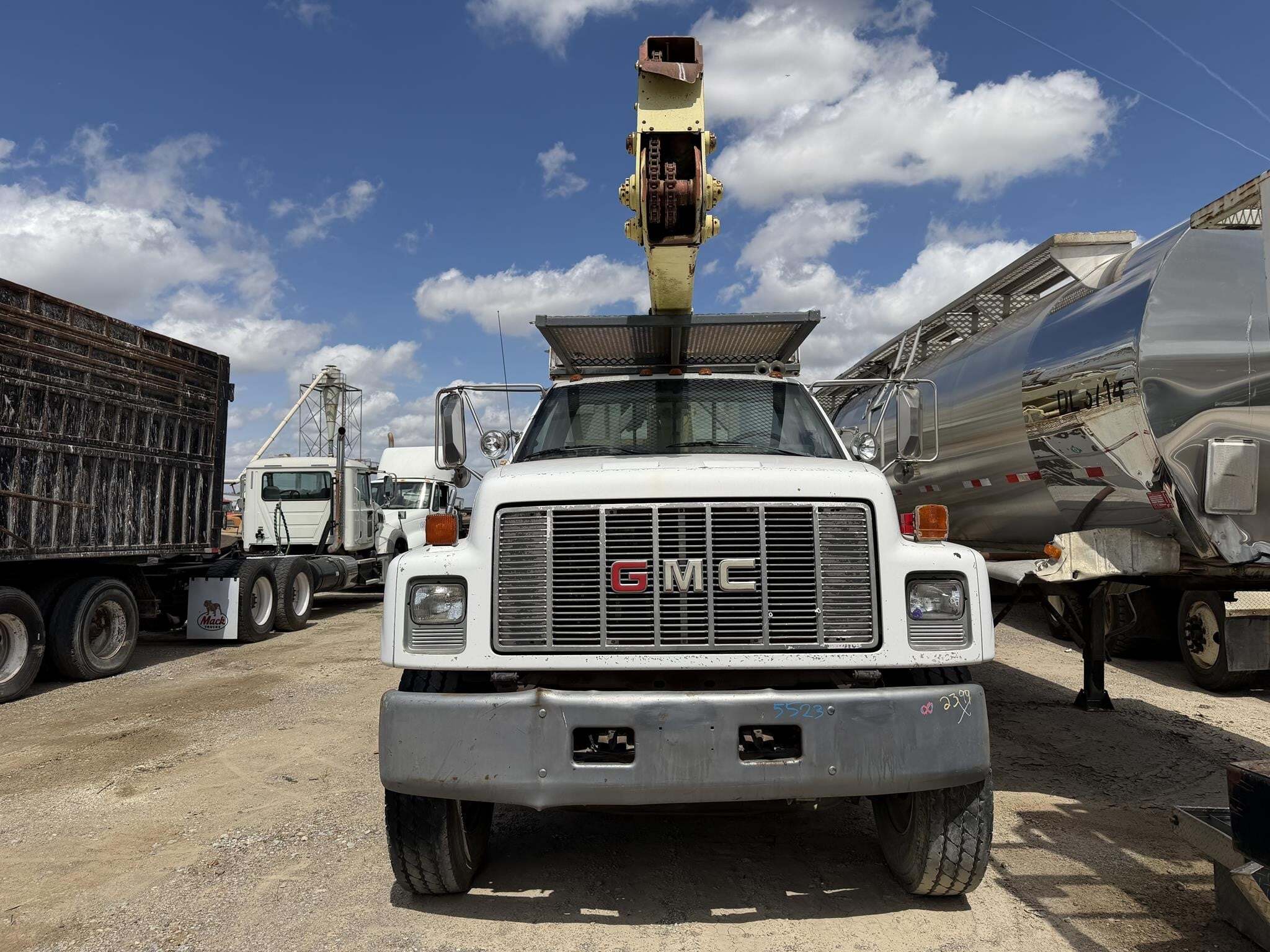1994 LIFT-ALL LOM46-1S Crane