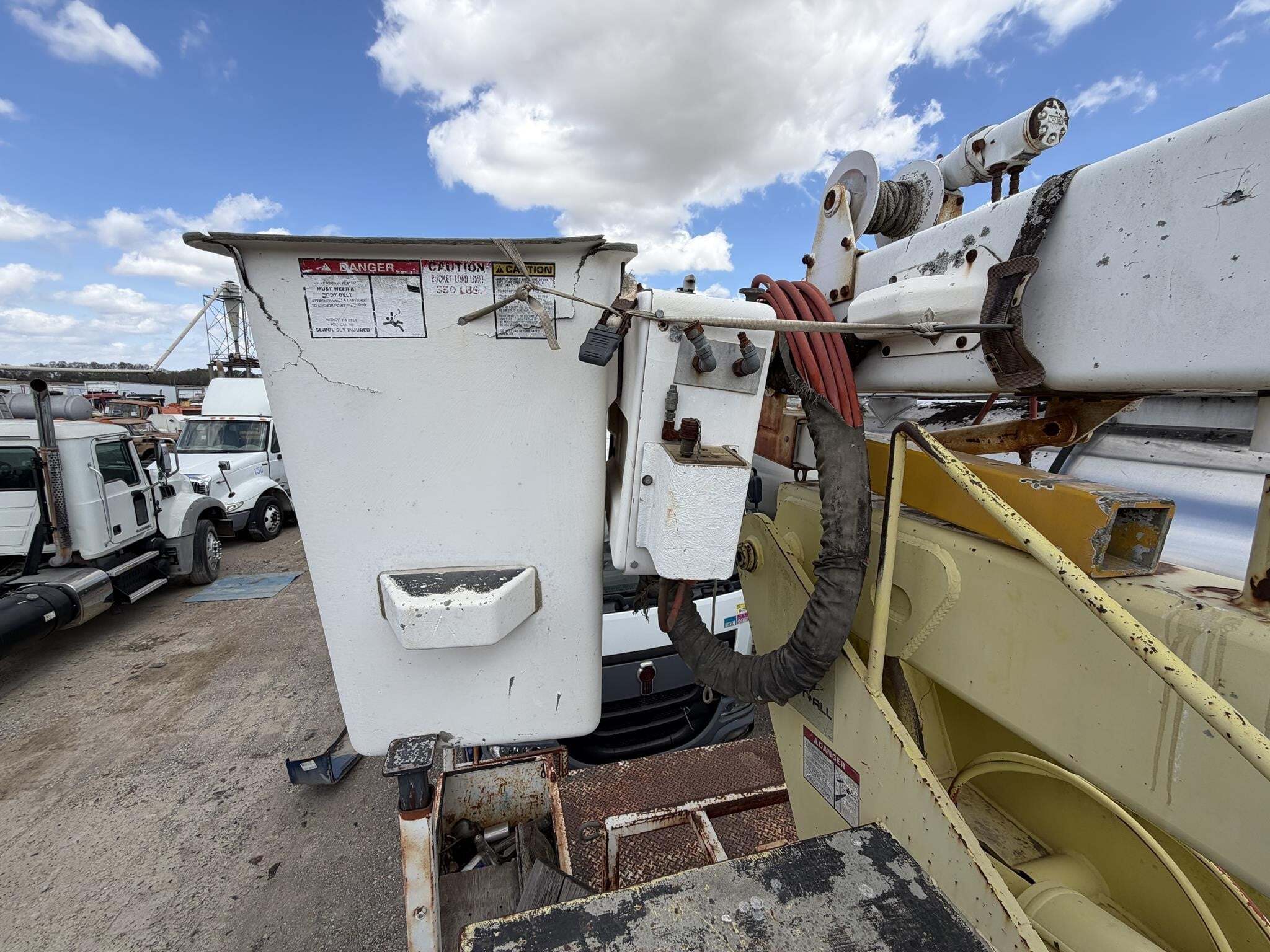 1994 LIFT-ALL LOM46-1S Crane