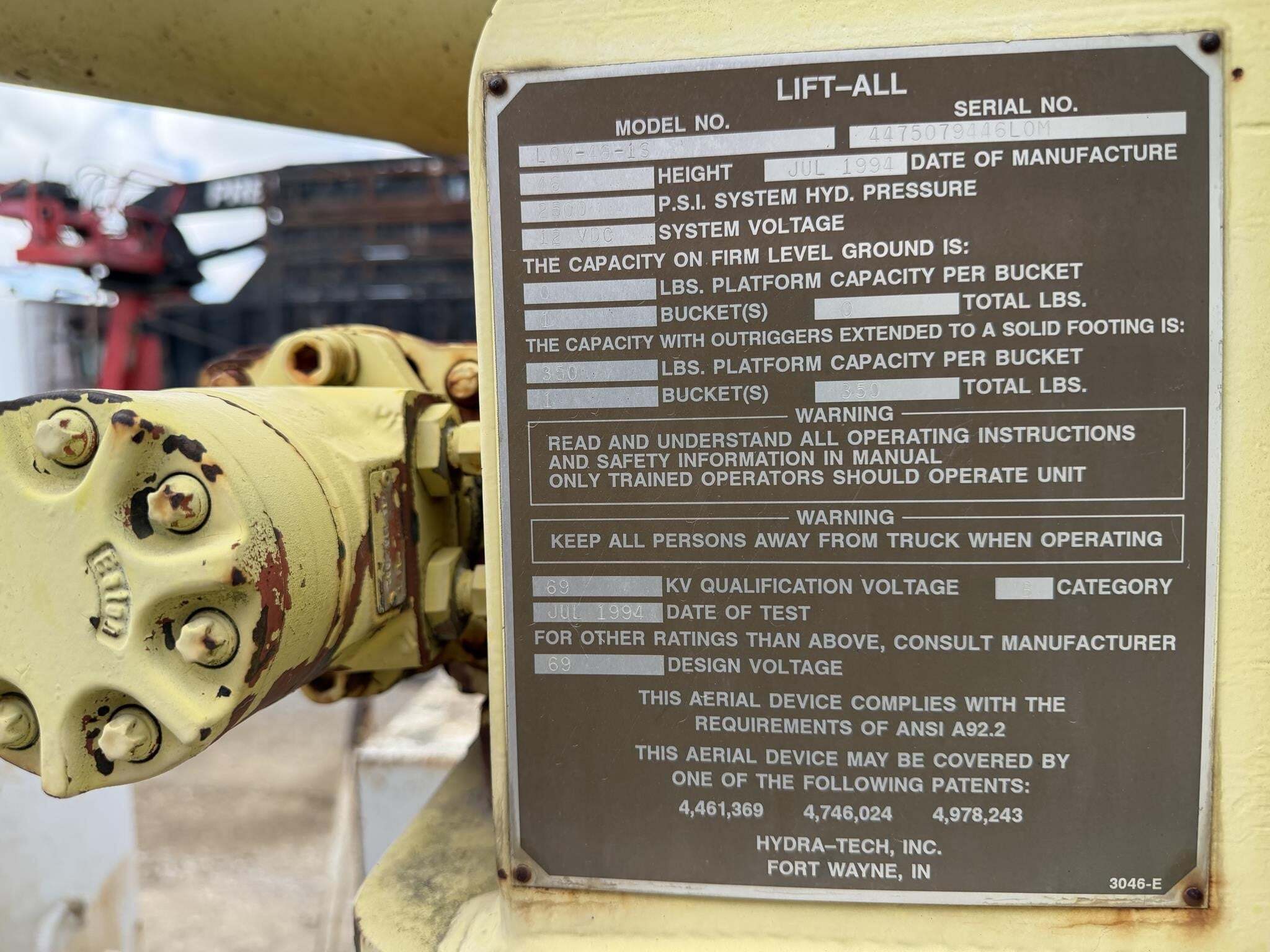 1994 LIFT-ALL LOM46-1S Crane