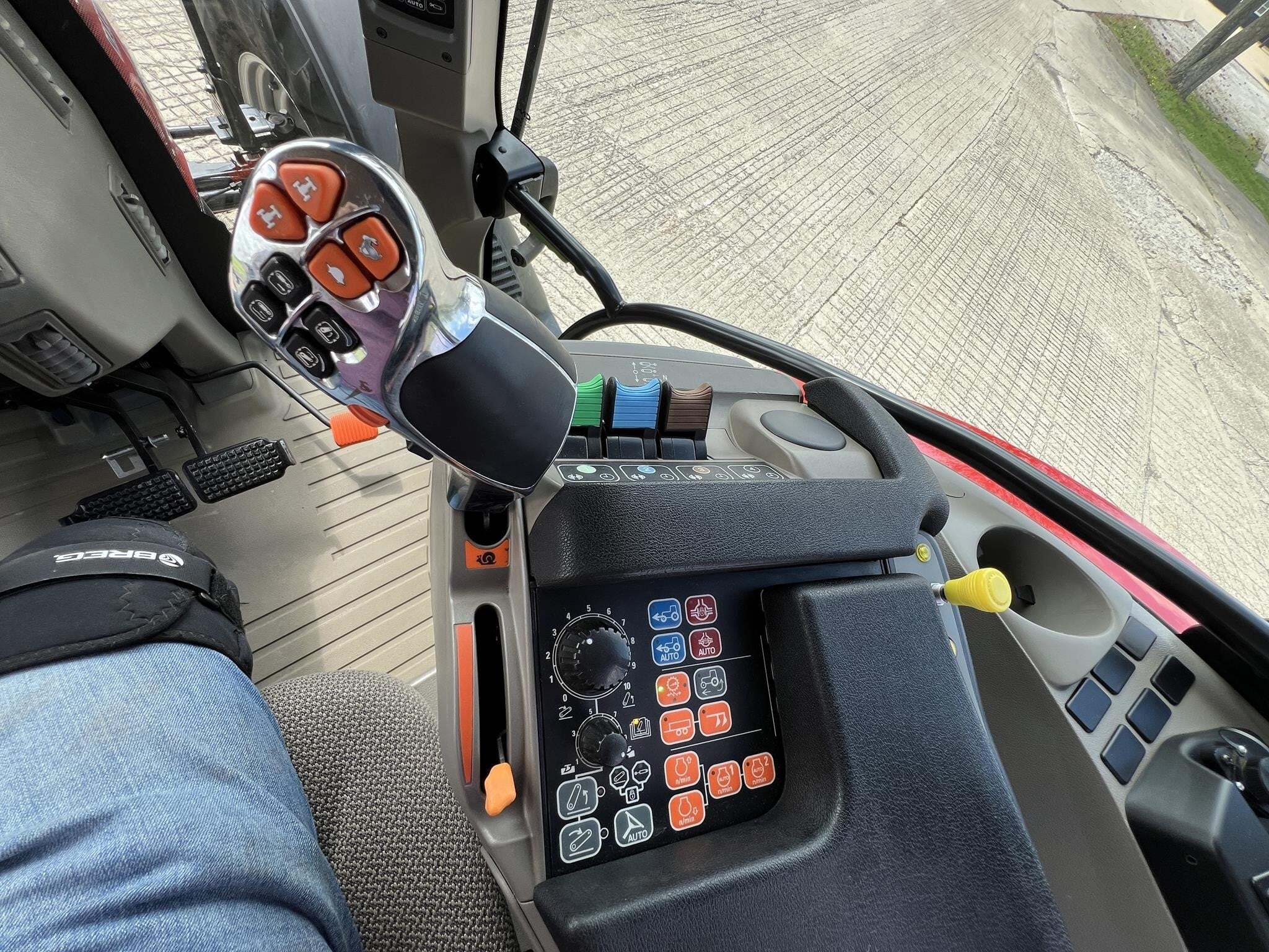 2022 Case IH Maxxum 115 Tractor