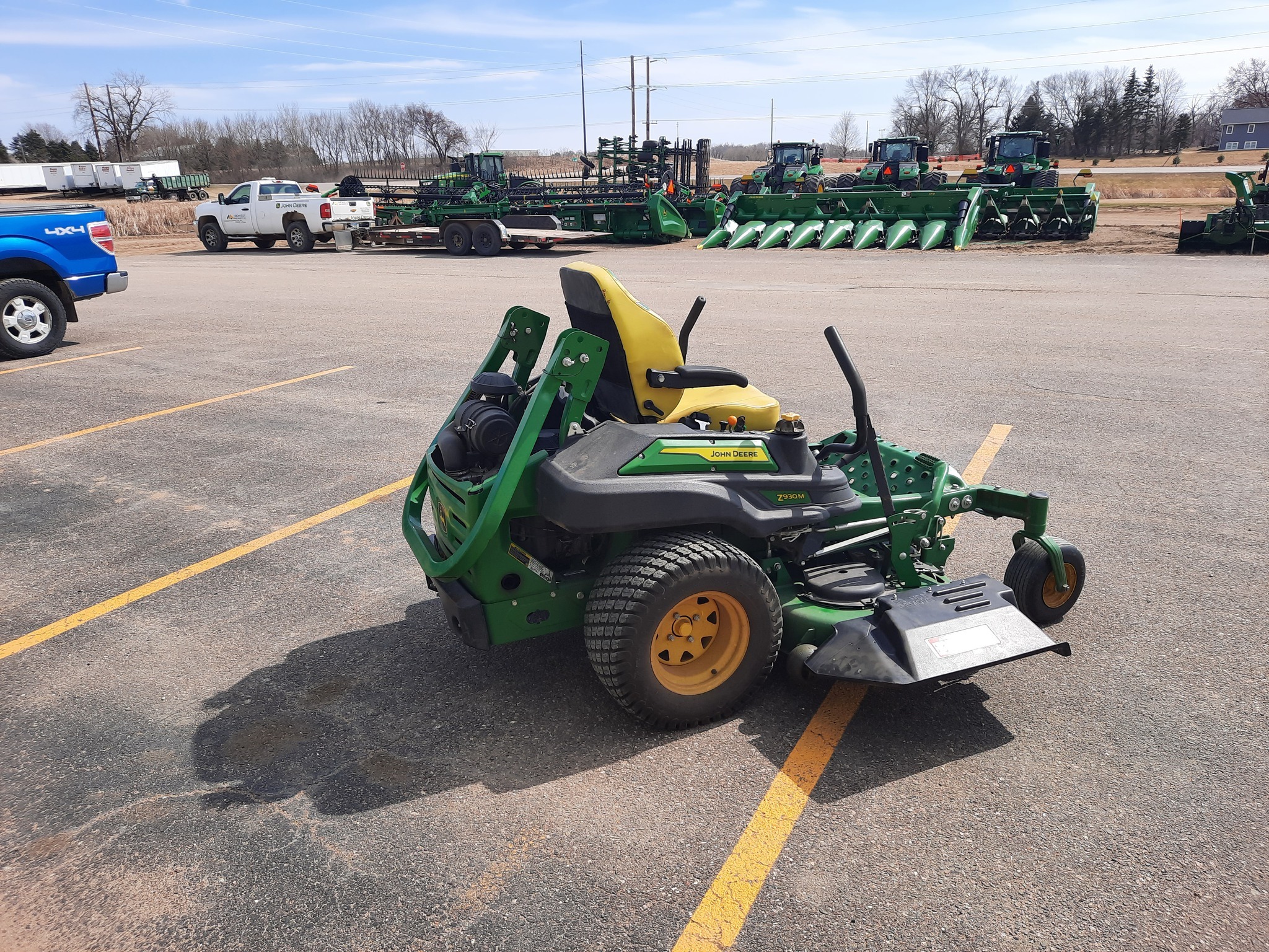 2023 John Deere Z930M Lawn Mower