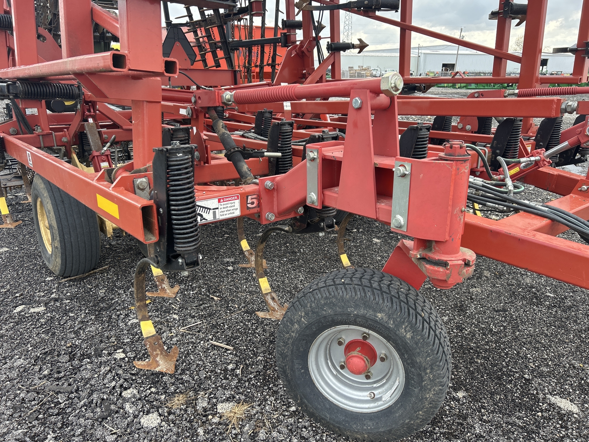 2009 Krause 5635 Field Cultivator