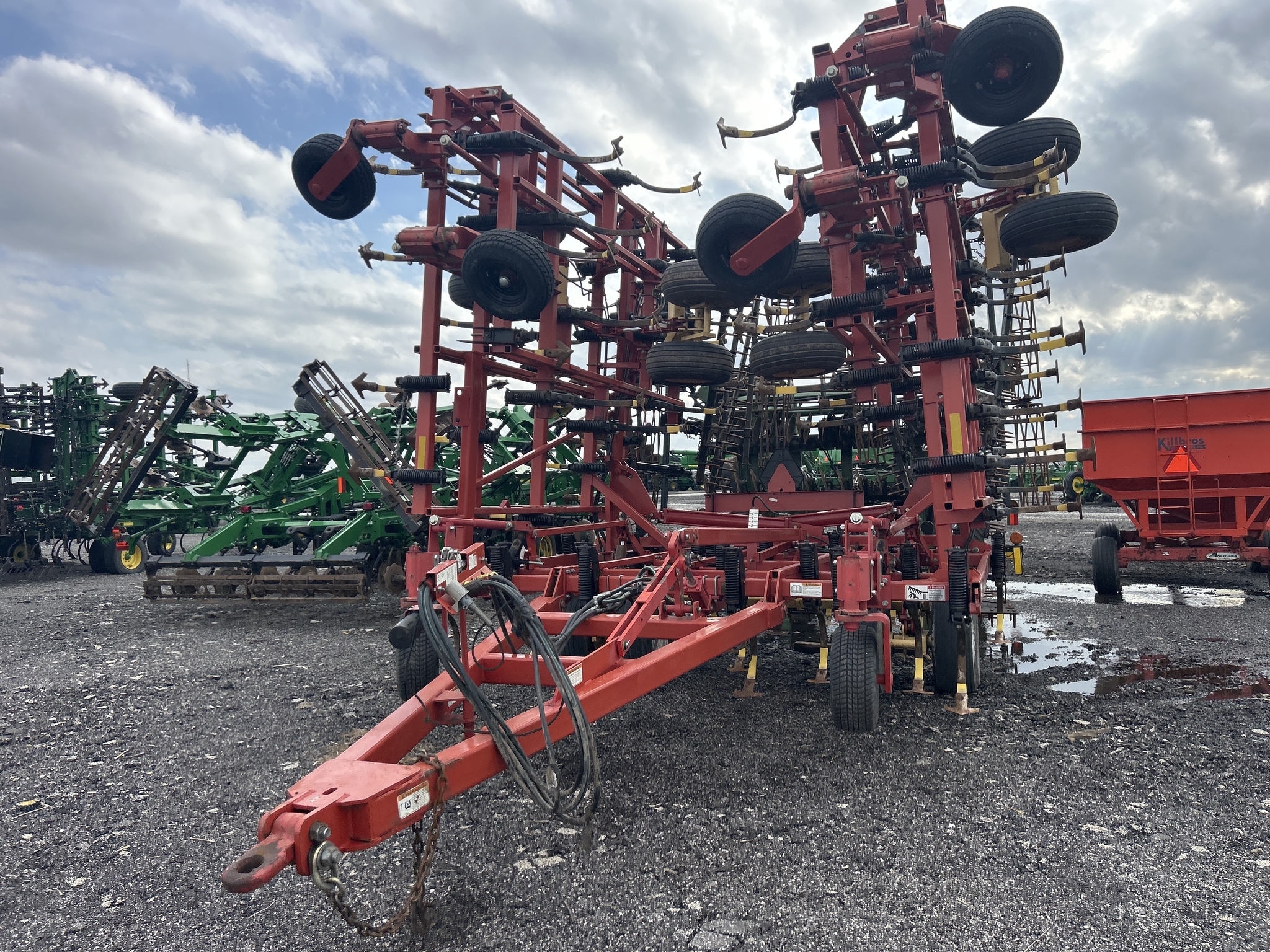 2009 Krause 5635 Field Cultivator