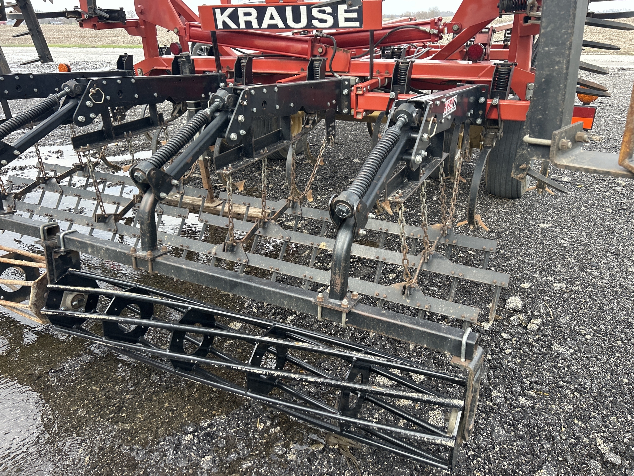 2009 Krause 5635 Field Cultivator