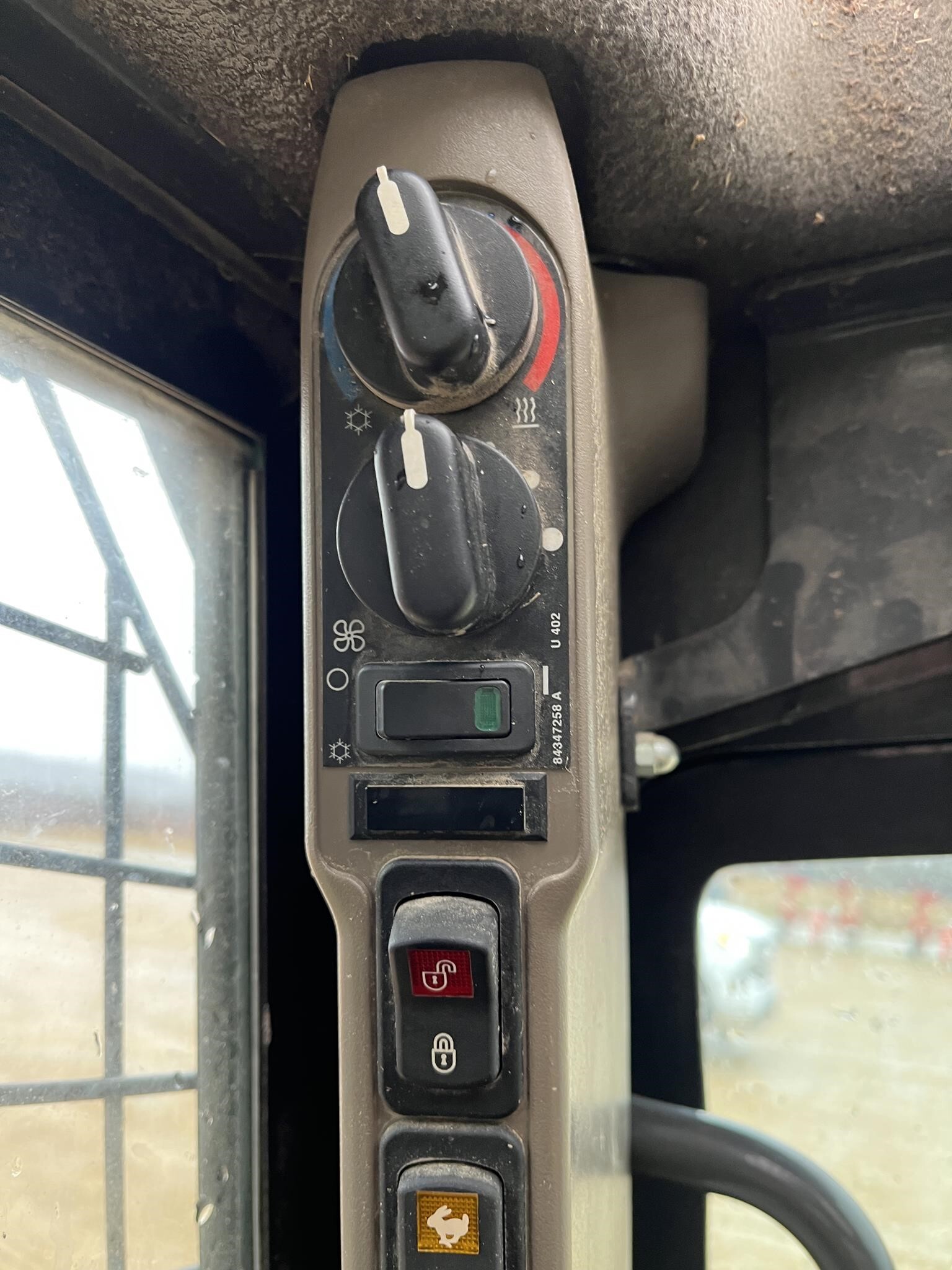 2015 Case TR320 Skid Steer