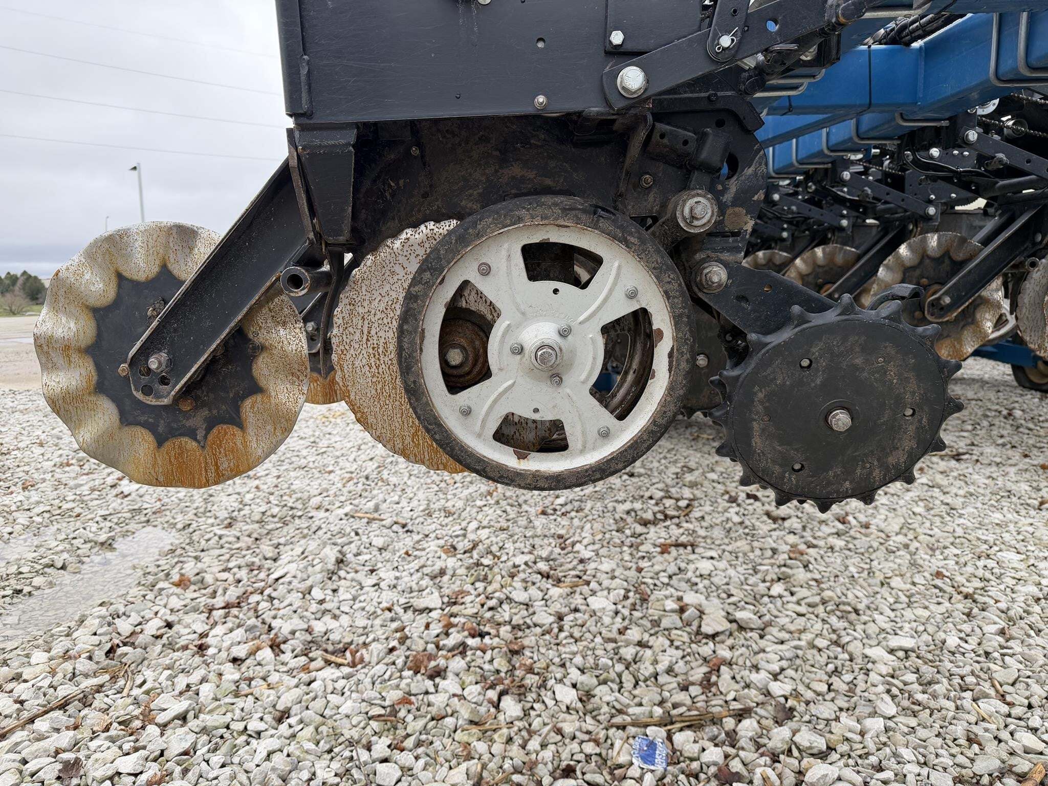 2014 Kinze 3600 ASD Planter