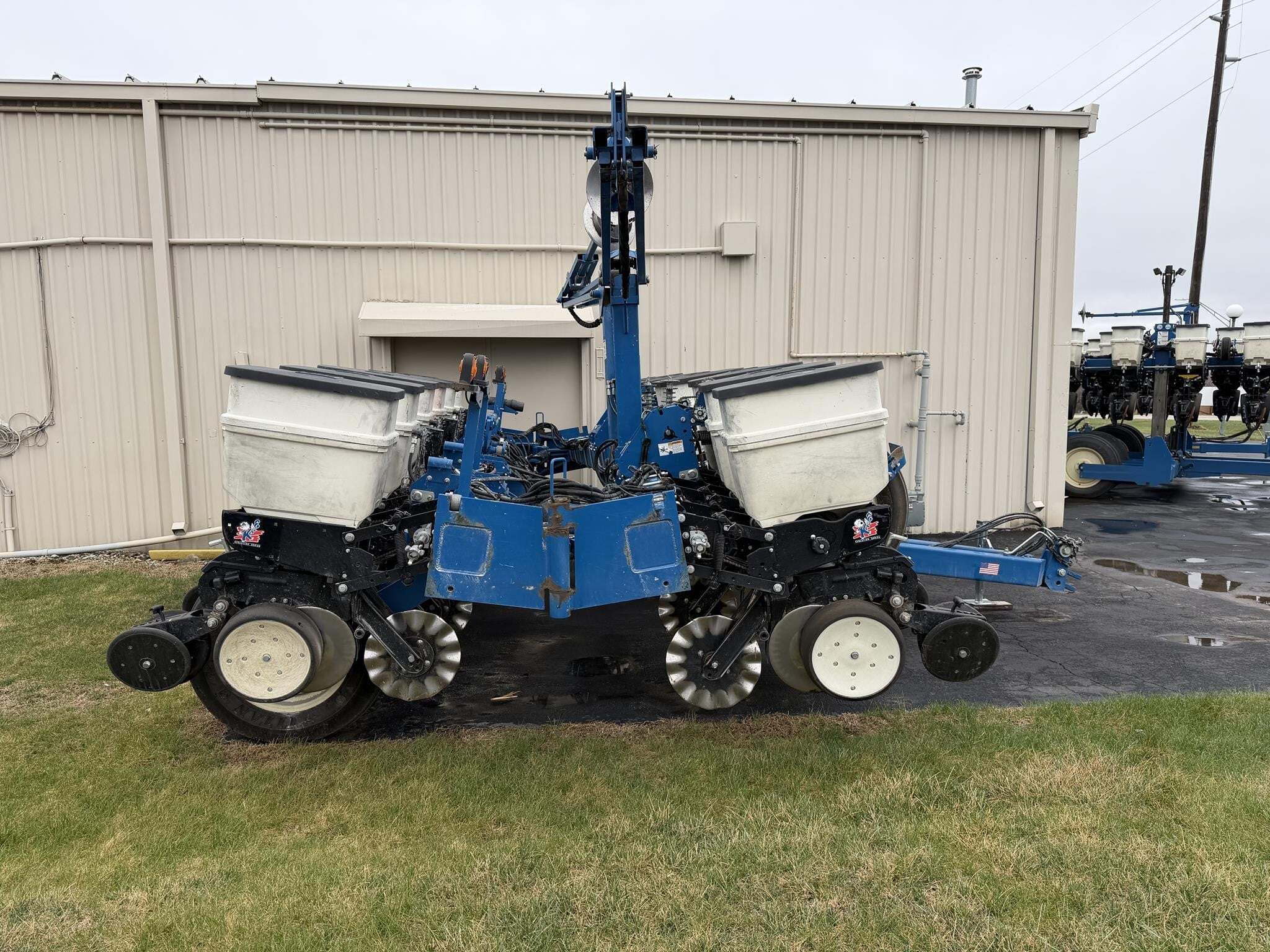 2016 Kinze 3200 Planter