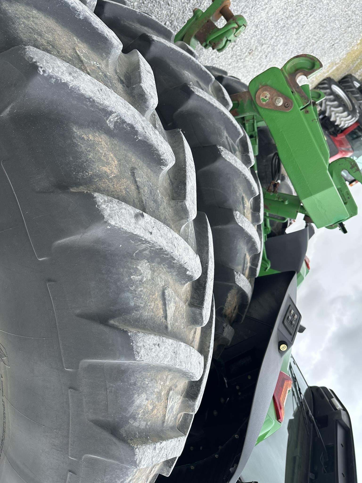 2020 John Deere 8R 340 Tractor
