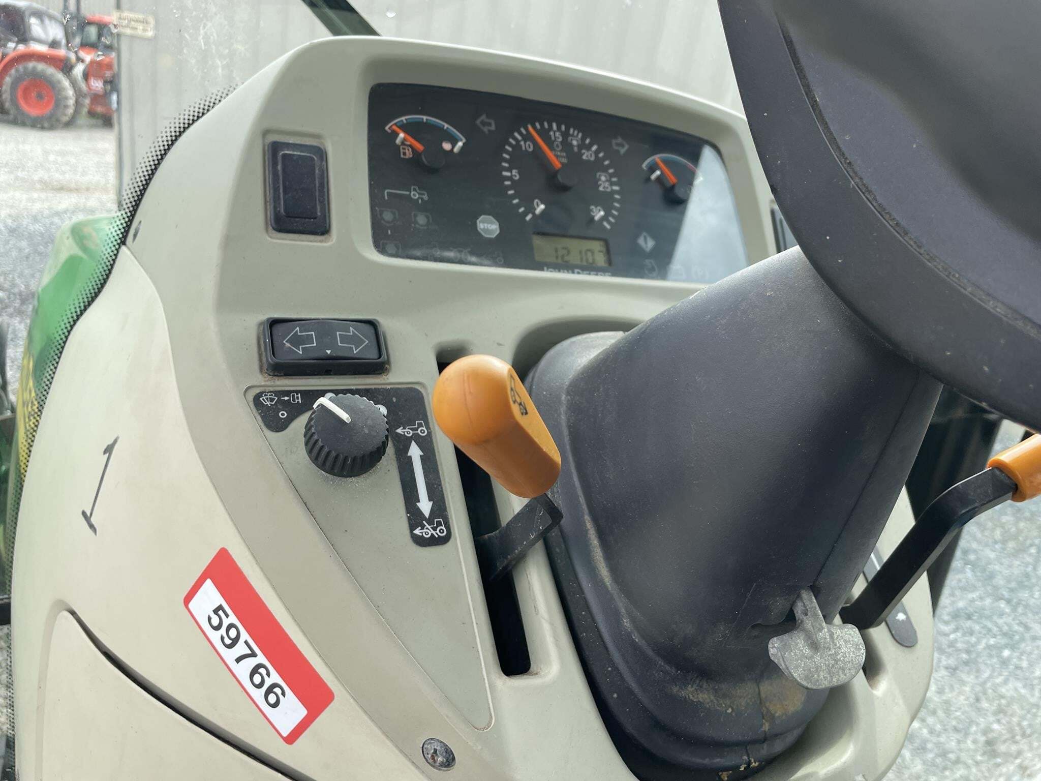 2010 John Deere 4320 Tractor