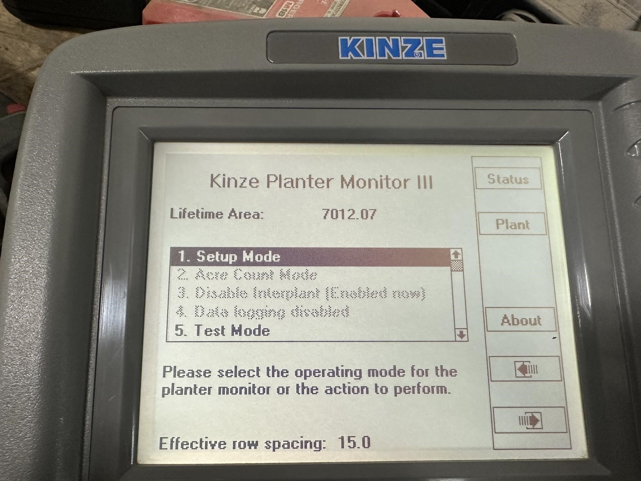 2009 Kinze 3500 Planter