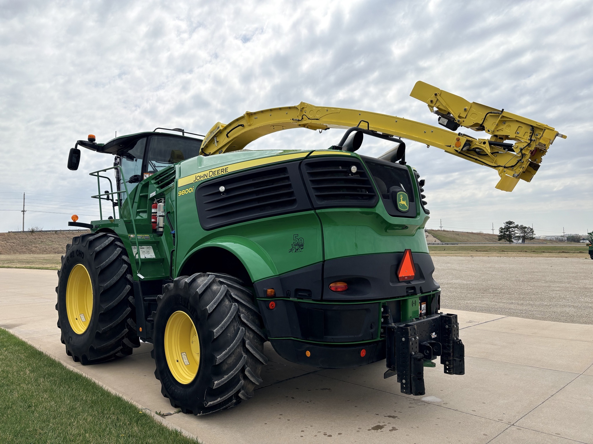 2022 John Deere 9800 Self-Propelled Forage Harvester