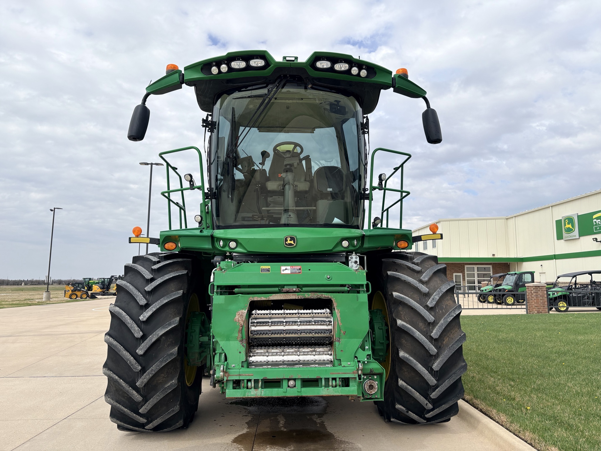 2022 John Deere 9800 Self-Propelled Forage Harvester