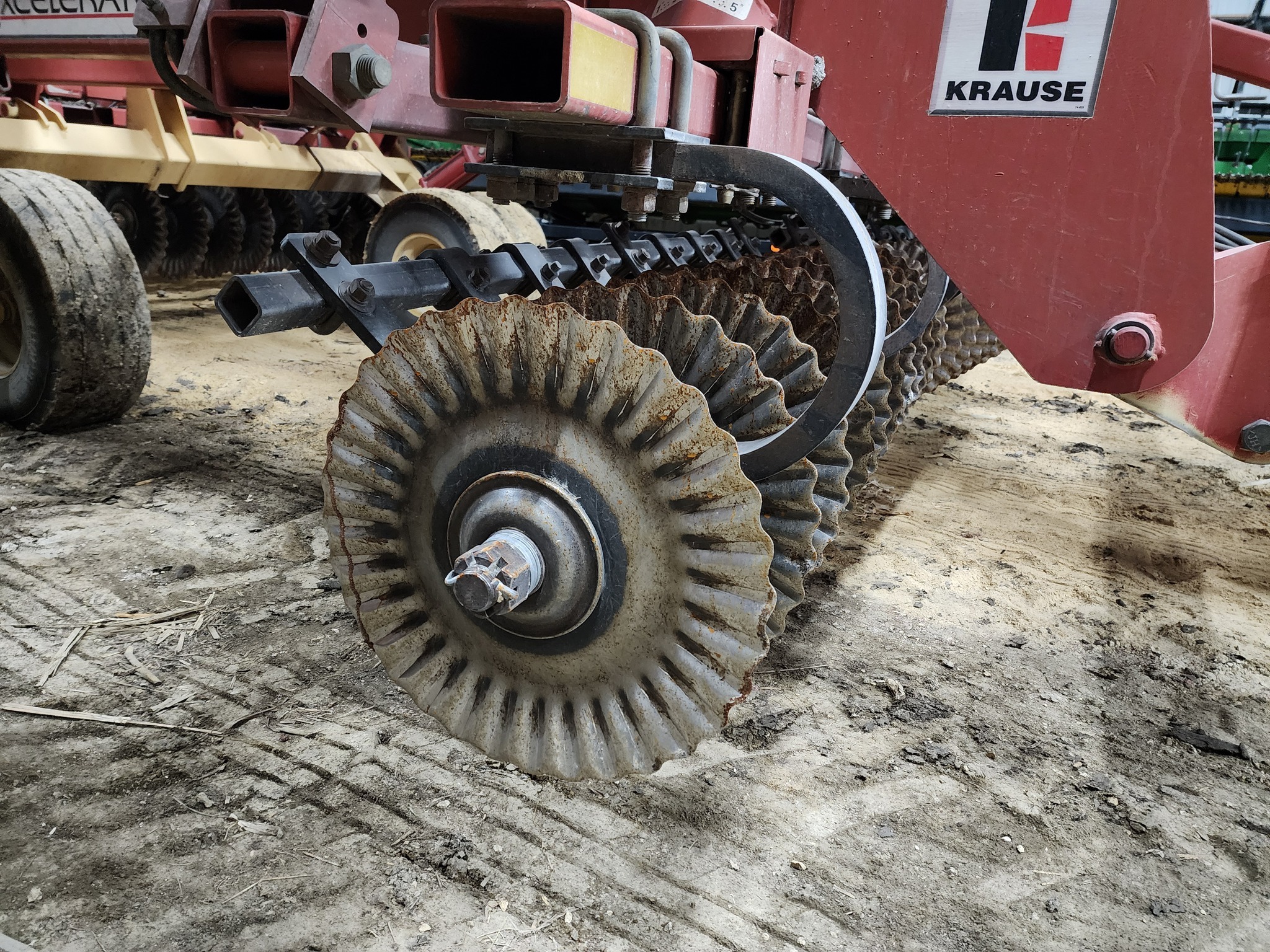 2012 Krause Excelerator 8000 Vertical Tillage