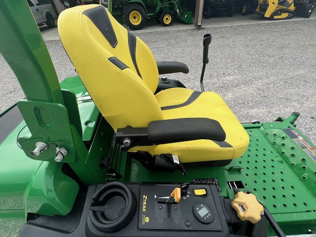 2022 John Deere Z997R Lawn Mower