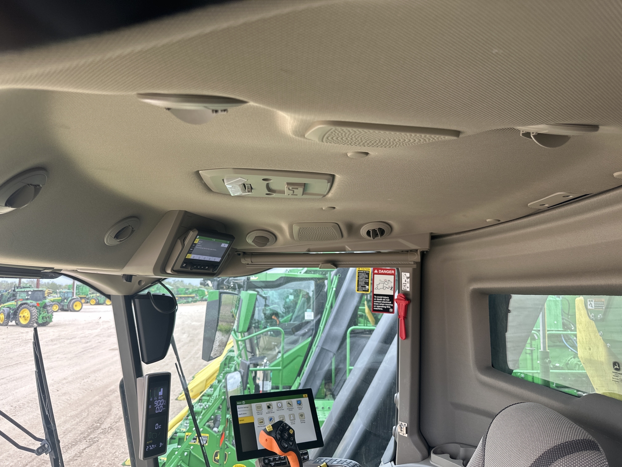 2024 John Deere CP770 Cotton Equipment