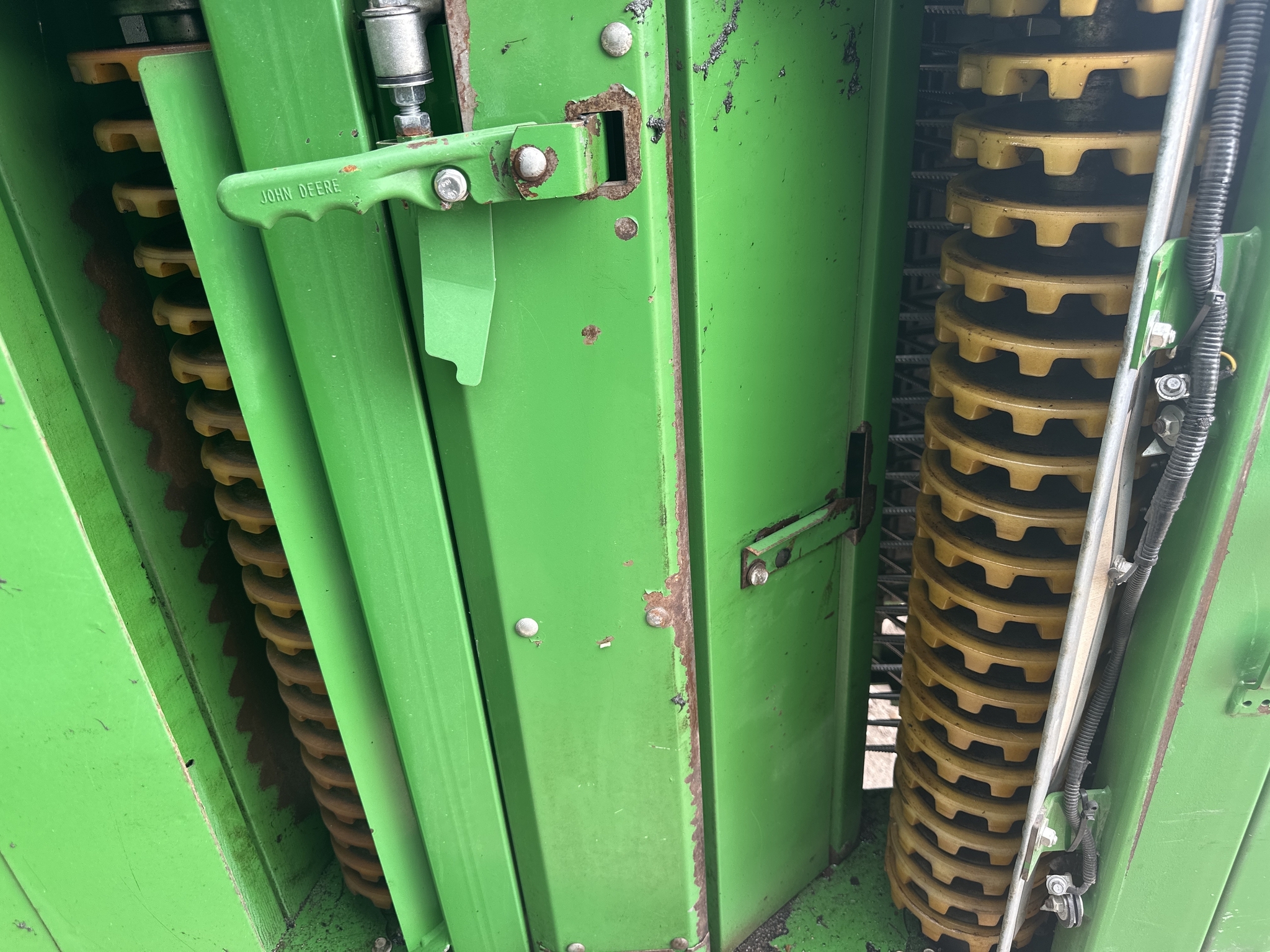 2024 John Deere CP770 Cotton Equipment