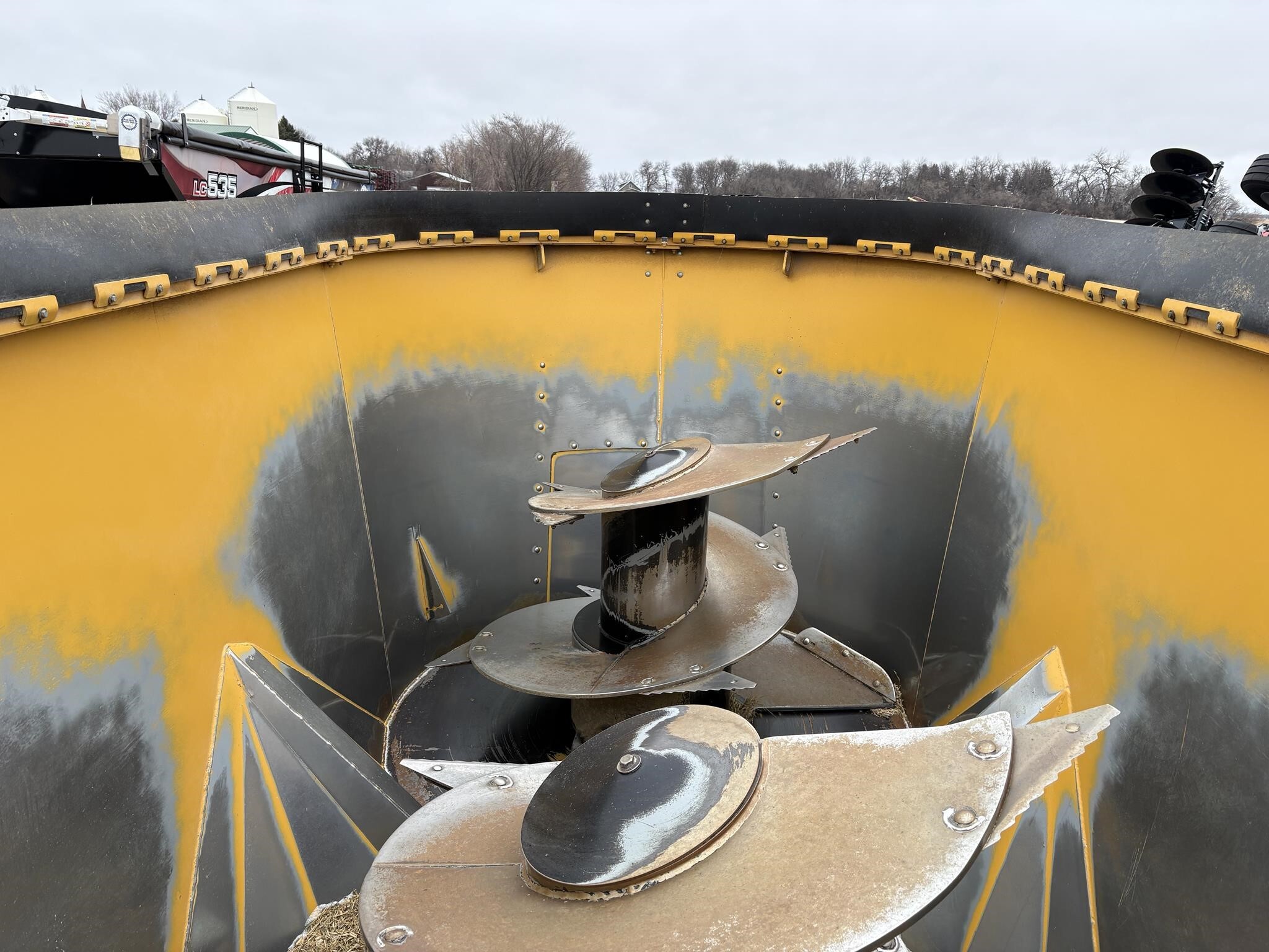2024 Vermeer VT750 Feed Wagon