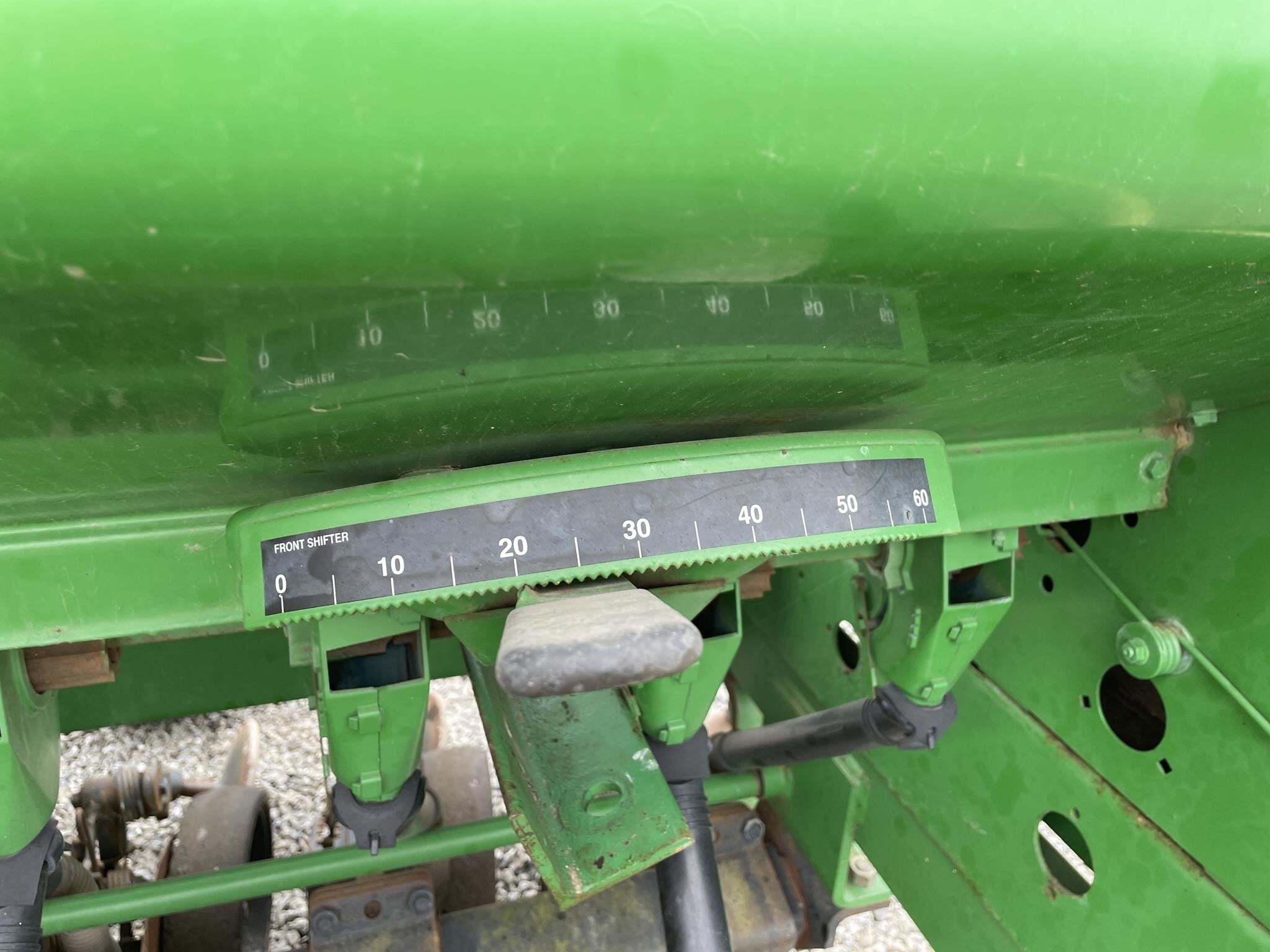 2004 John Deere 1590 Drill
