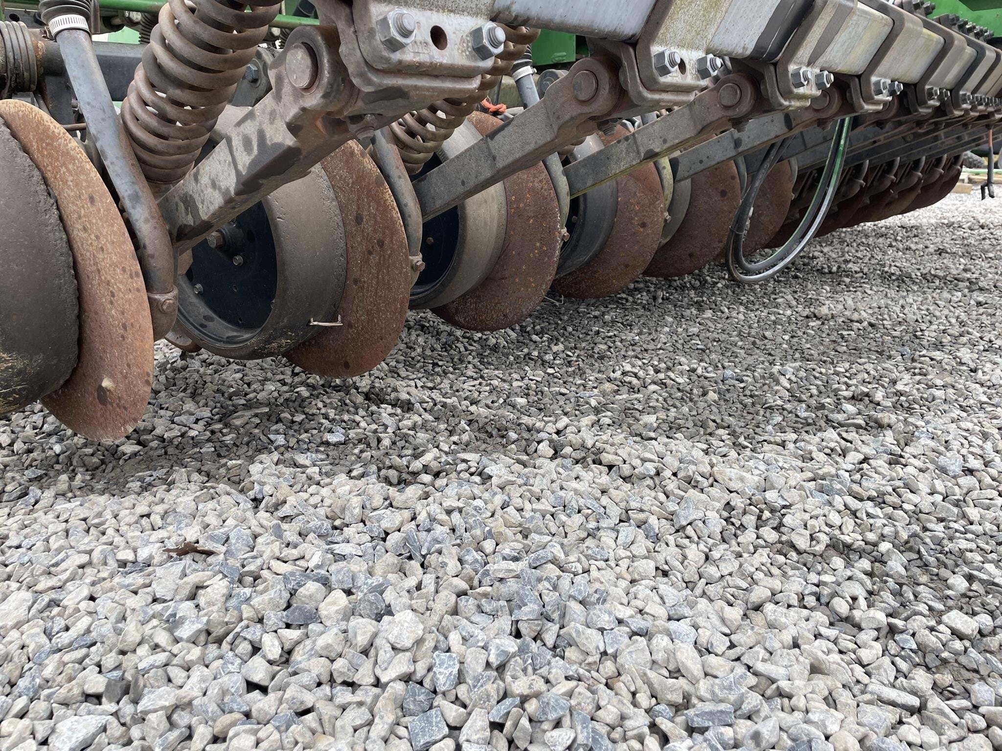2004 John Deere 1590 Drill