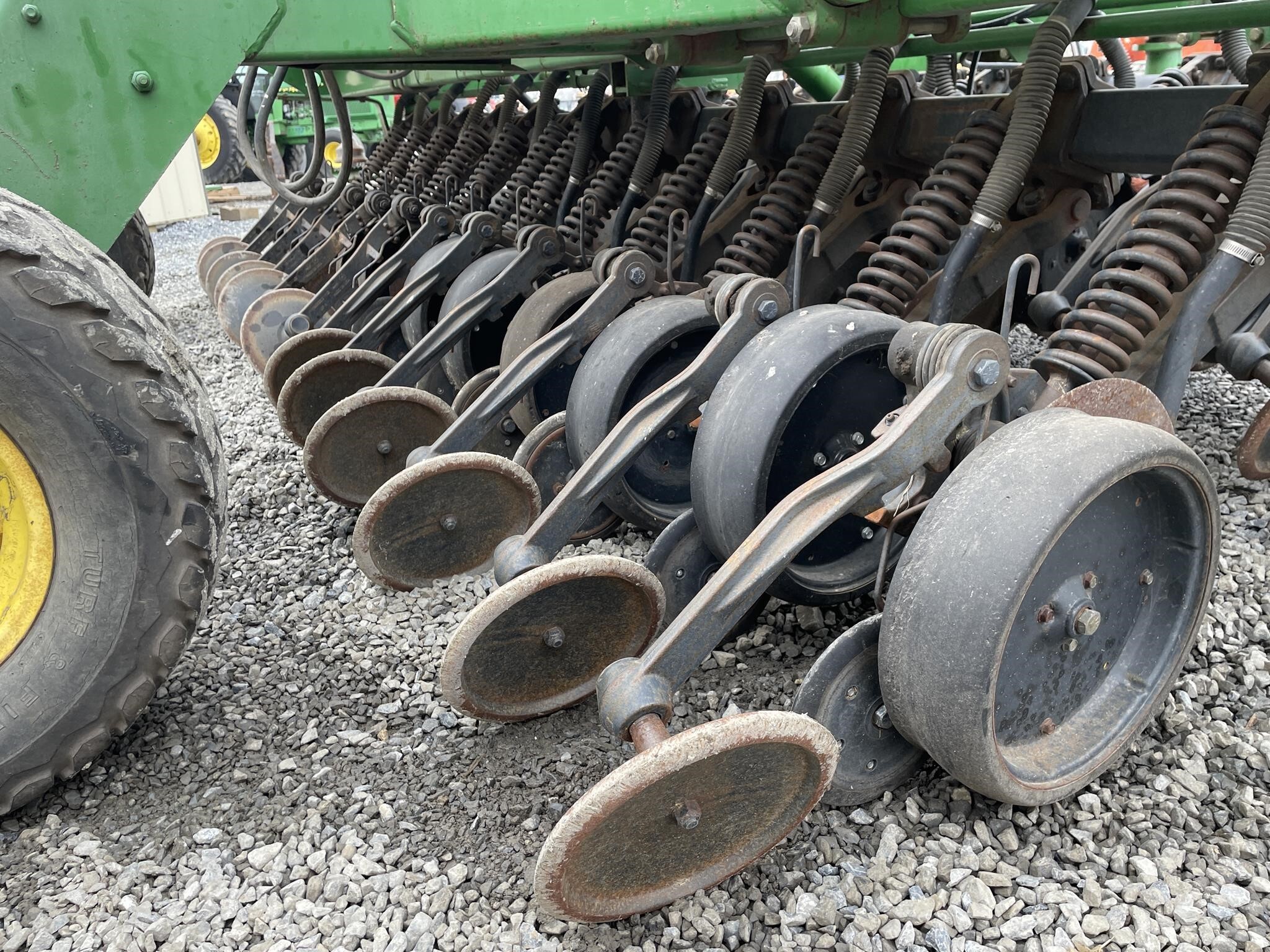 2004 John Deere 1590 Drill