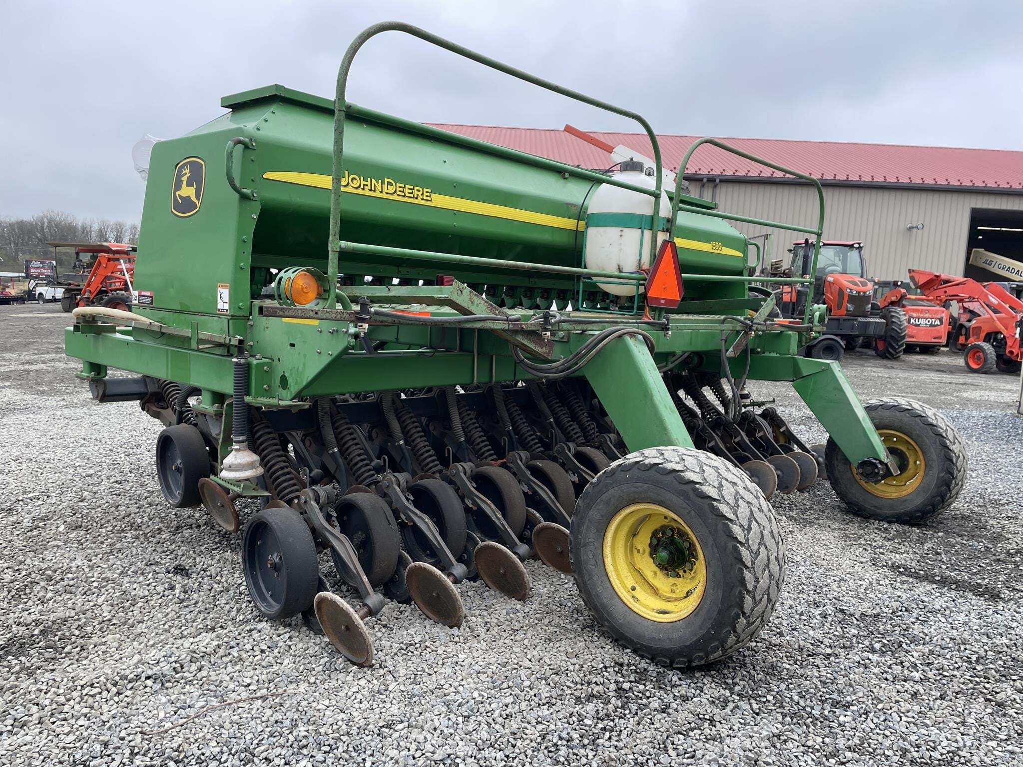 2004 John Deere 1590 Drill