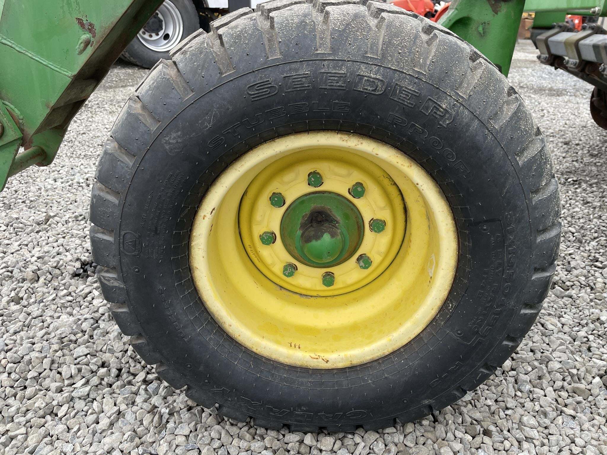 2004 John Deere 1590 Drill