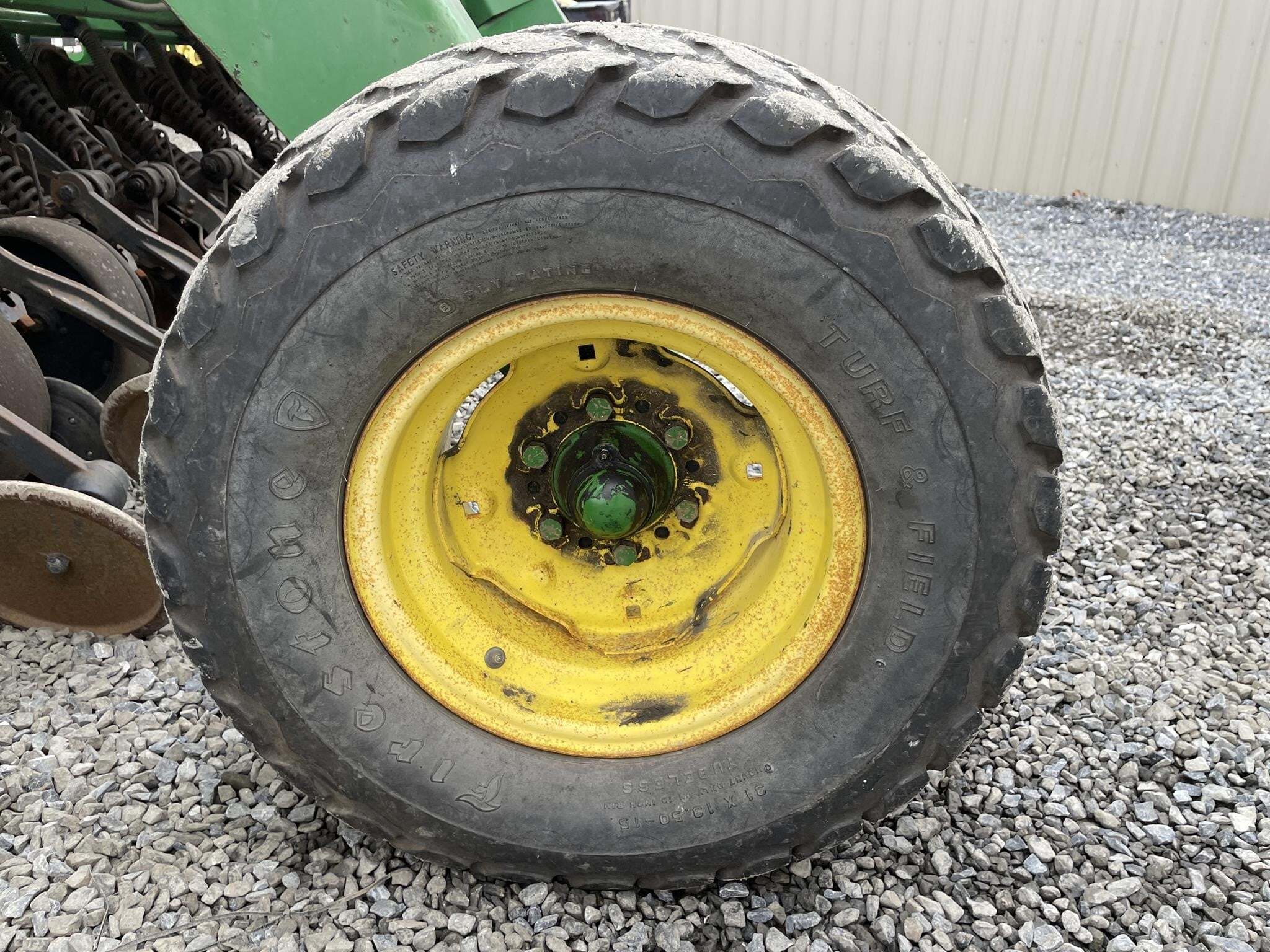 2004 John Deere 1590 Drill